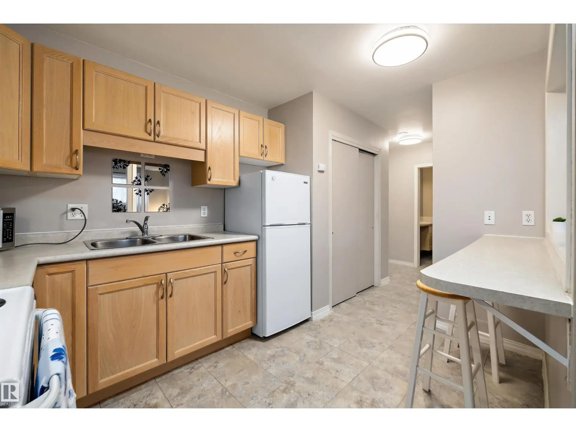 #4 8803 101 ST NW - Image 4