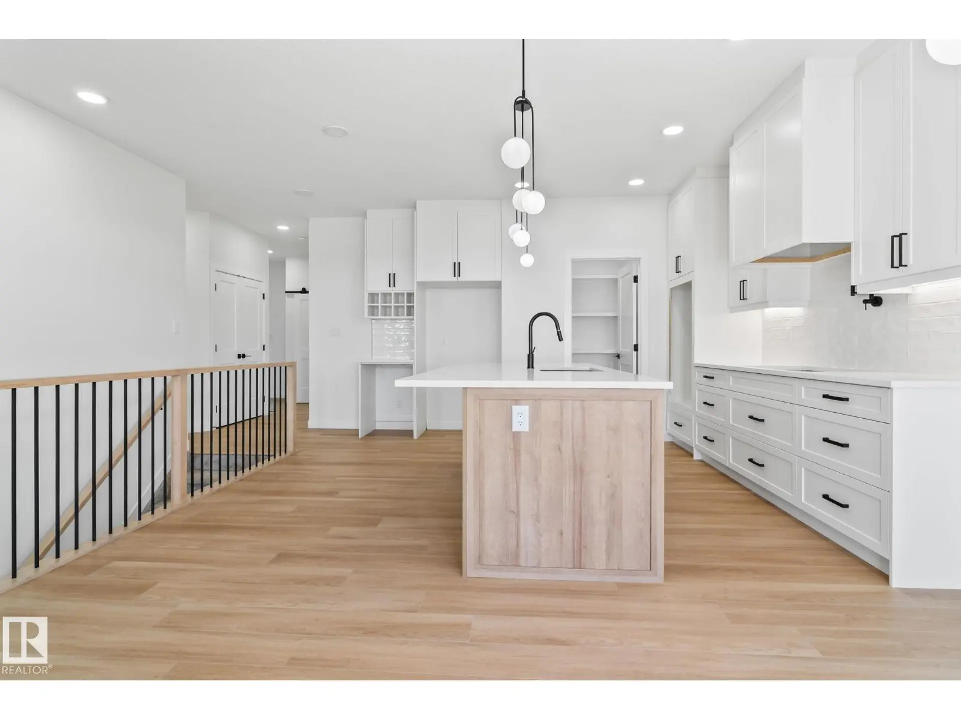 1411 REDPOLL COURT NW - Image 2