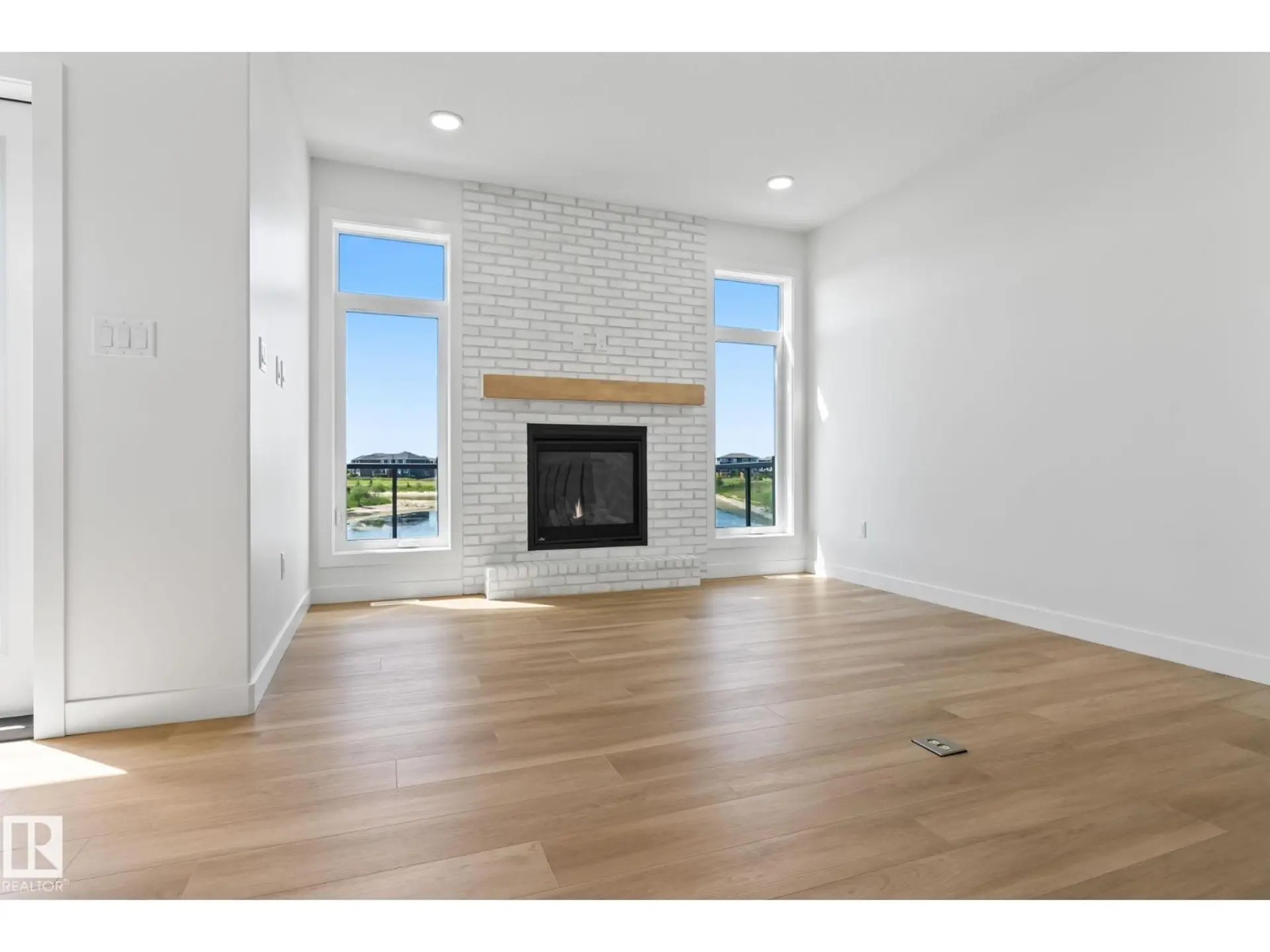 1411 REDPOLL COURT NW - Image 6