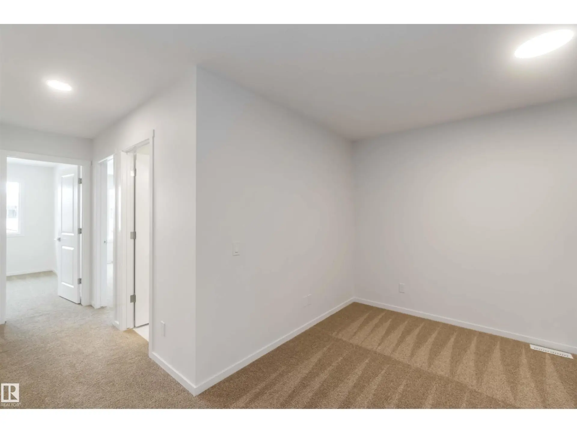 18912 28 AV NW - Image 12