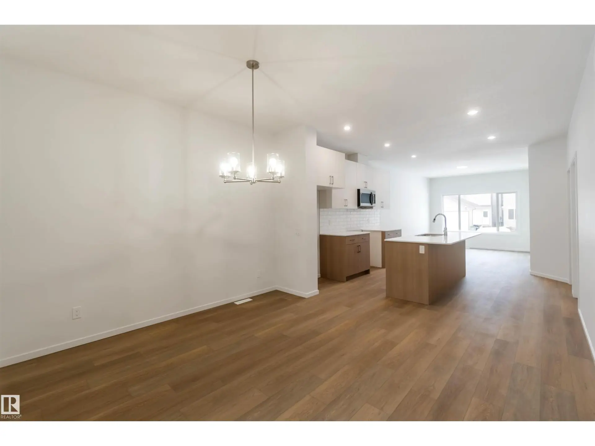 18912 28 AV NW - Image 5