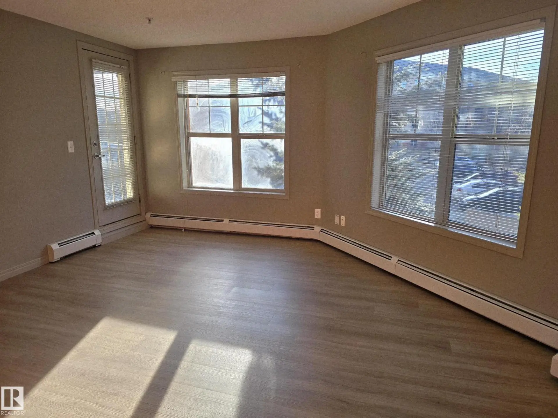 #211 11441 ELLERSLIE RD SW - Image 3