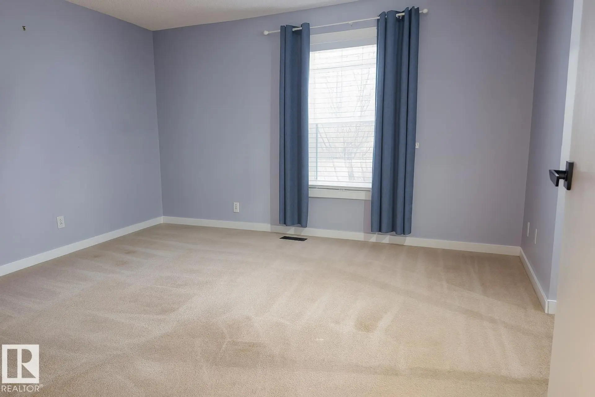 #2 10205 158 AV NW - Image 12