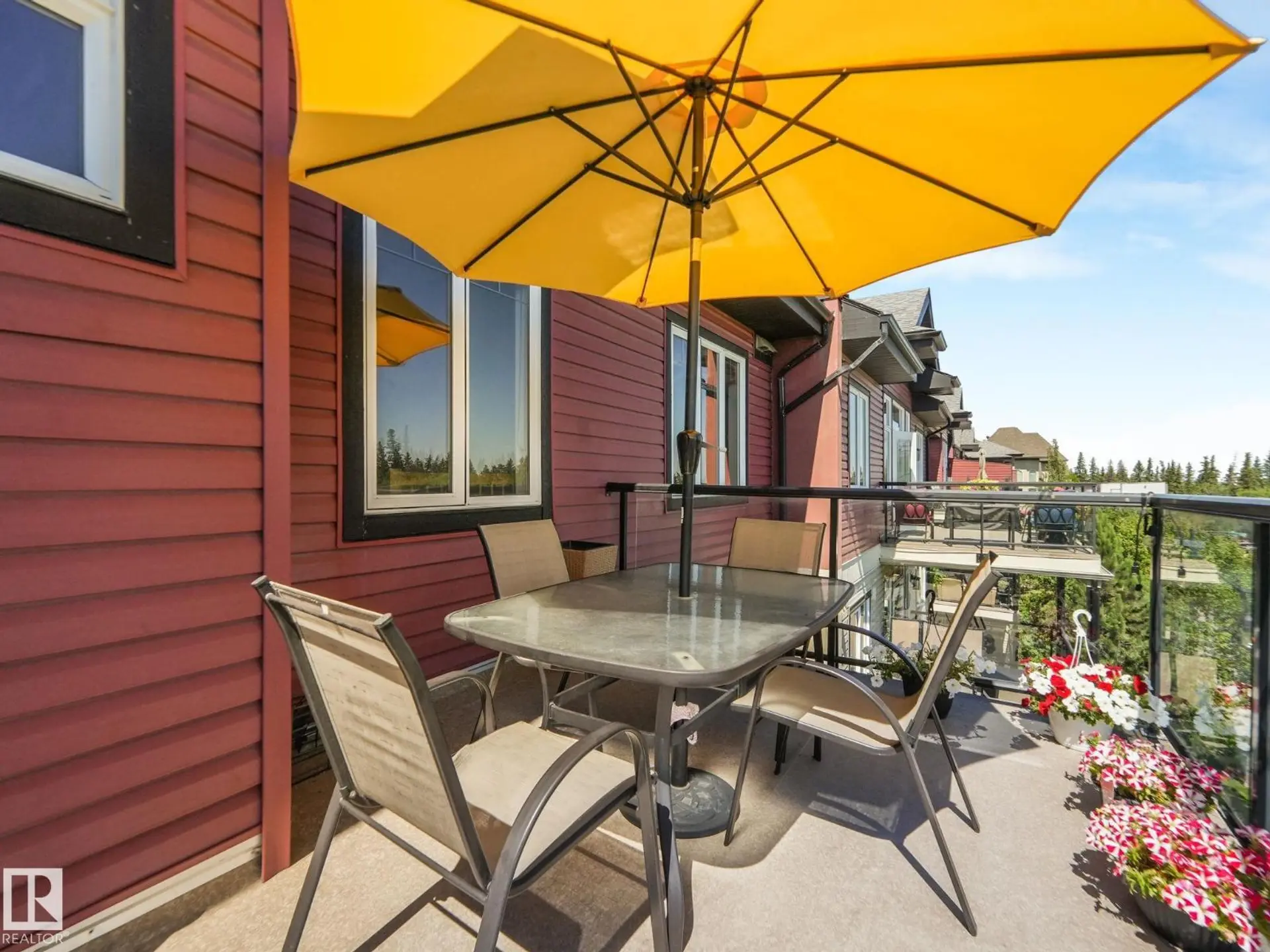 #412 12408 15 AV SW - Image 1