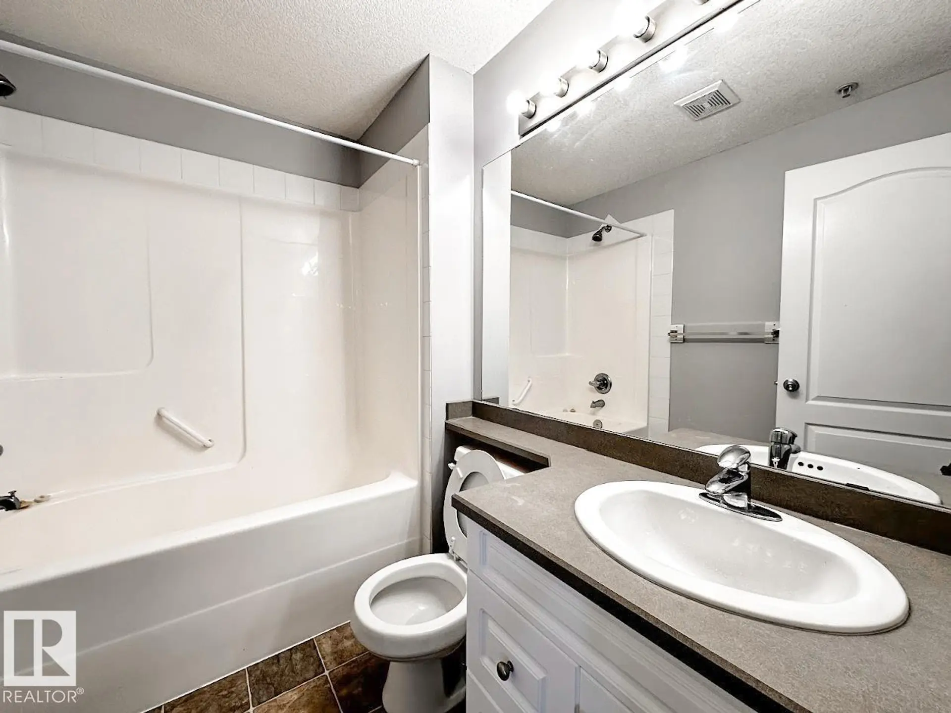 #6315 7331 SOUTH TERWILLEGAR DR NW - Image 11