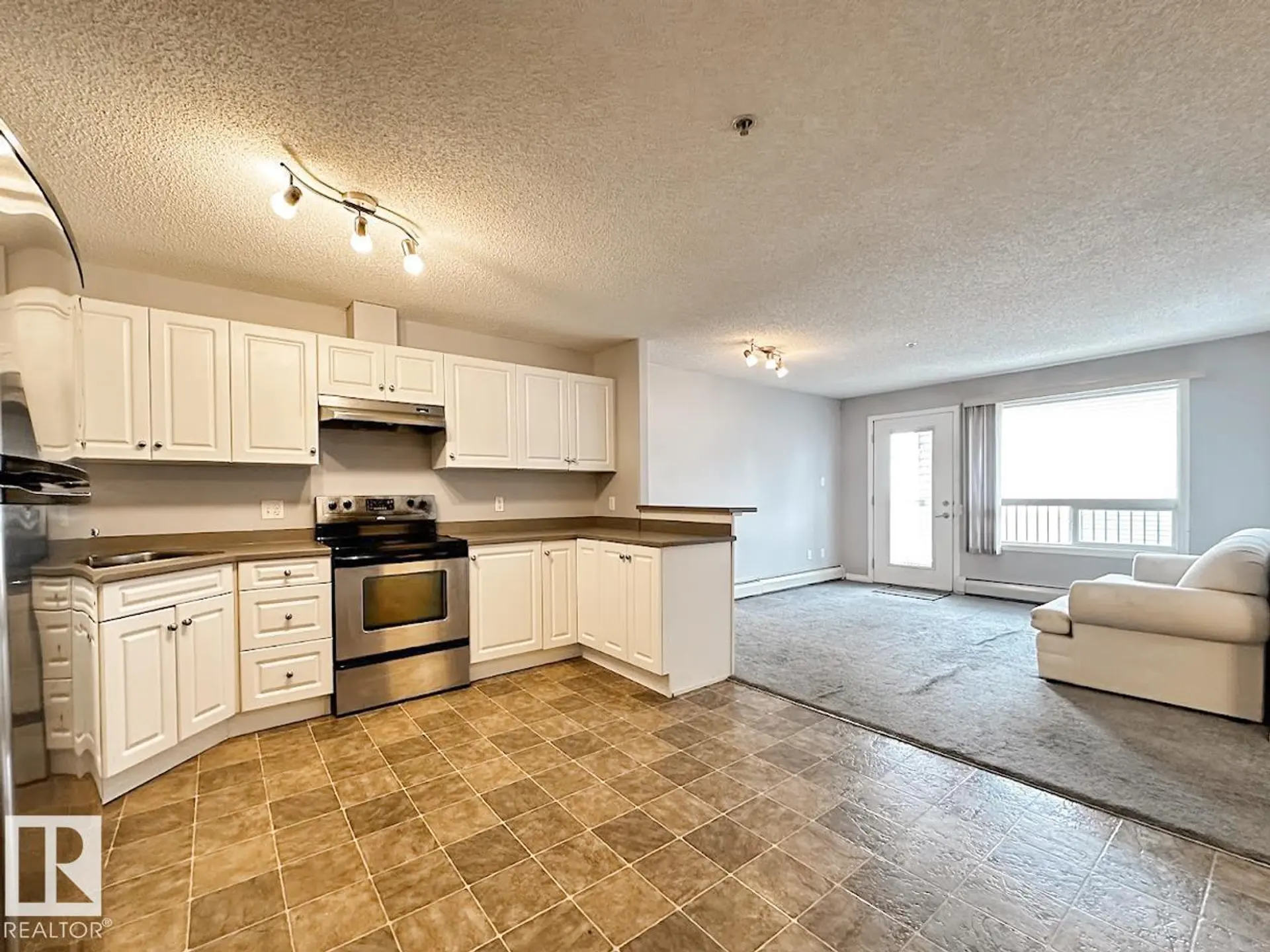 #6315 7331 SOUTH TERWILLEGAR DR NW - Image 4