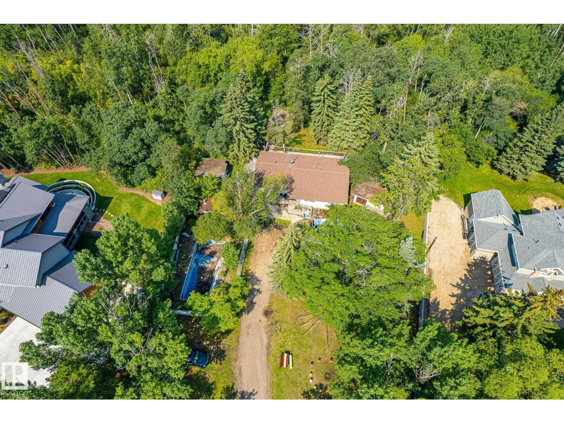 108 WINDERMERE DR NW - Image 12