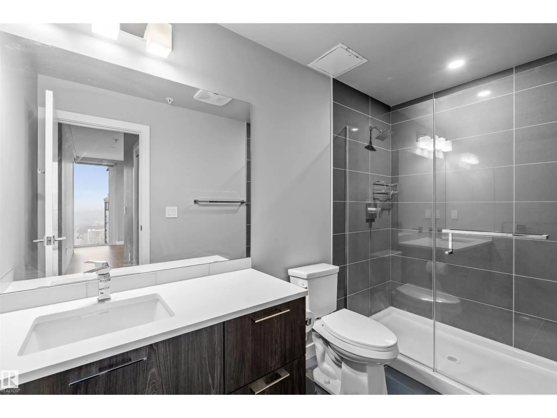 #2201 10180 103 ST NW - Image 8