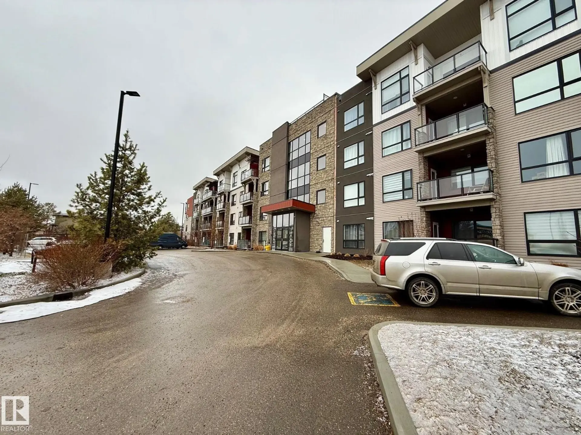#108 12804 140 AV NW - Image 18