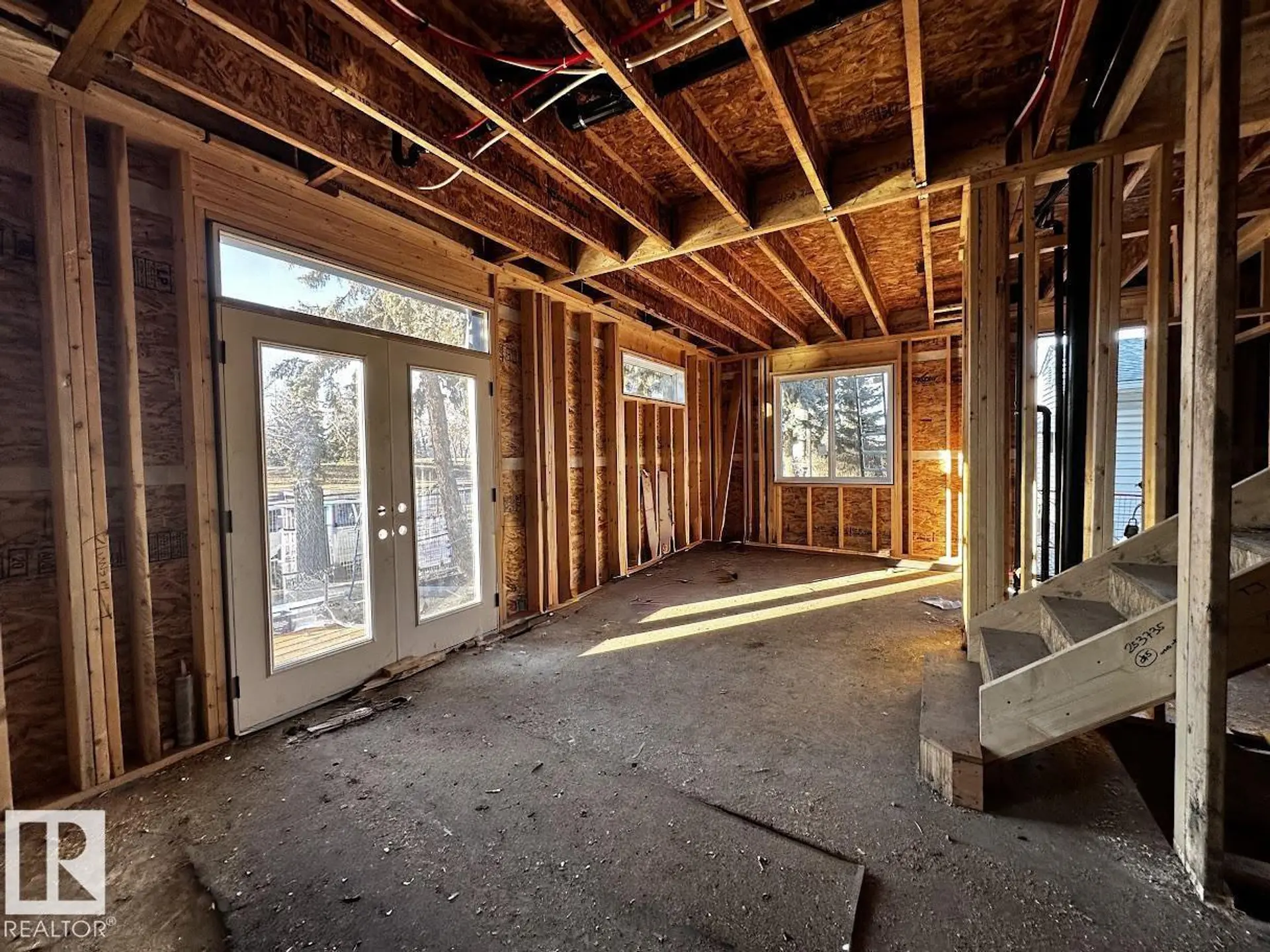 10627 149 ST NW - Image 12