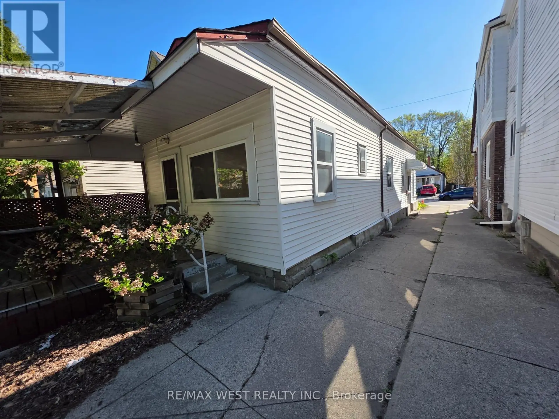 160 KING EDWARD AVENUE - Image 15