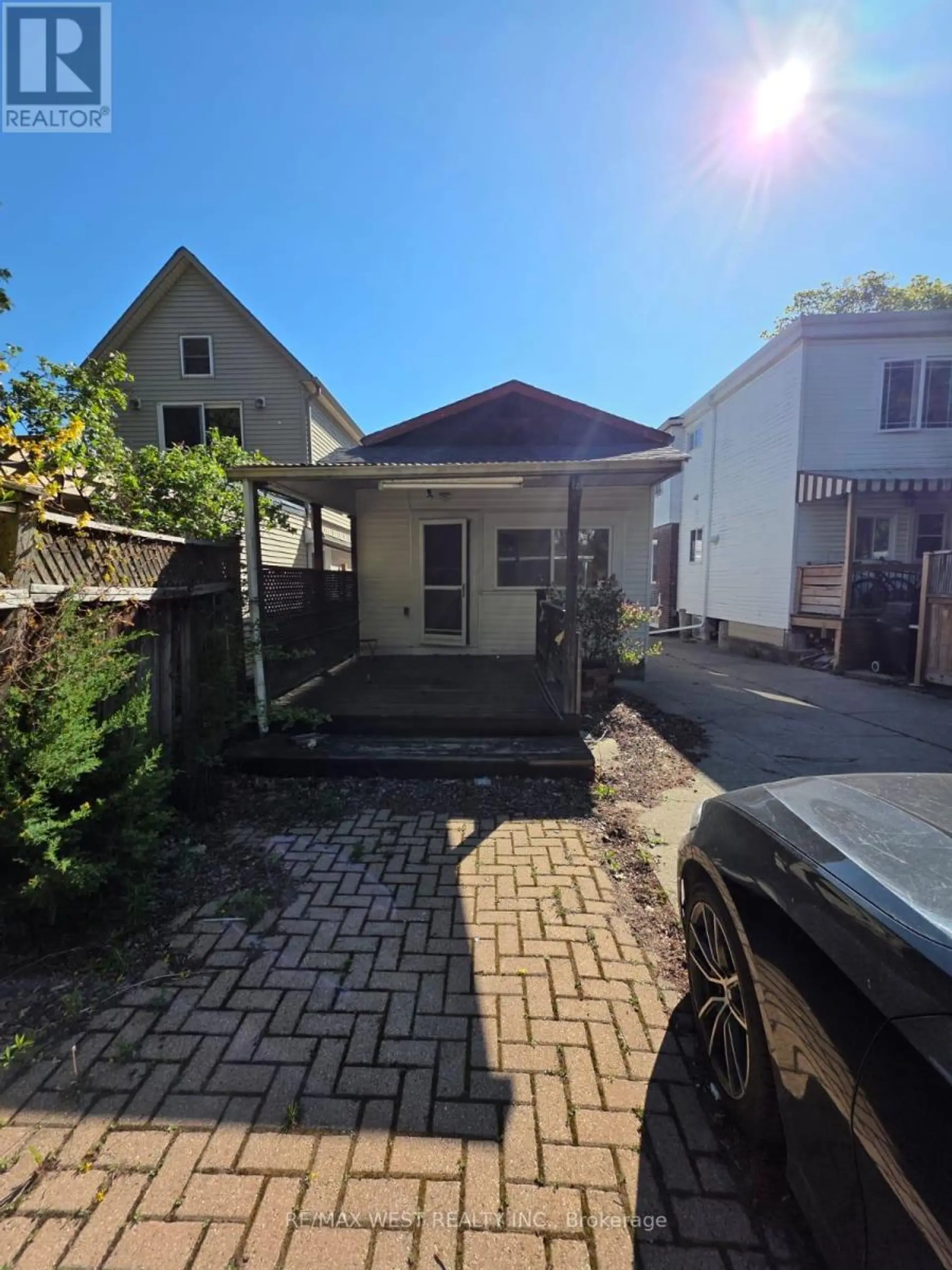160 KING EDWARD AVENUE - Image 16