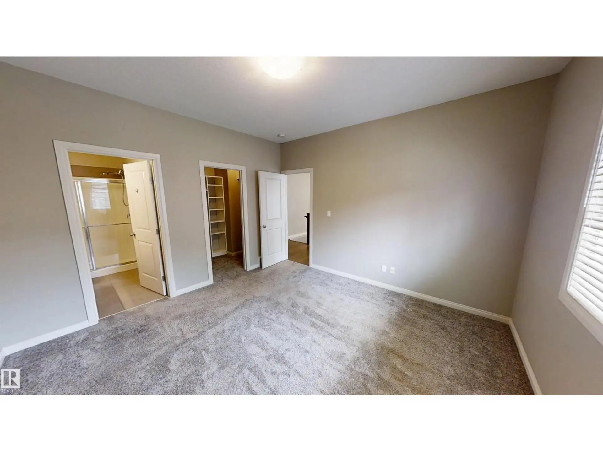 #59 18230 104A ST NW - Image 5