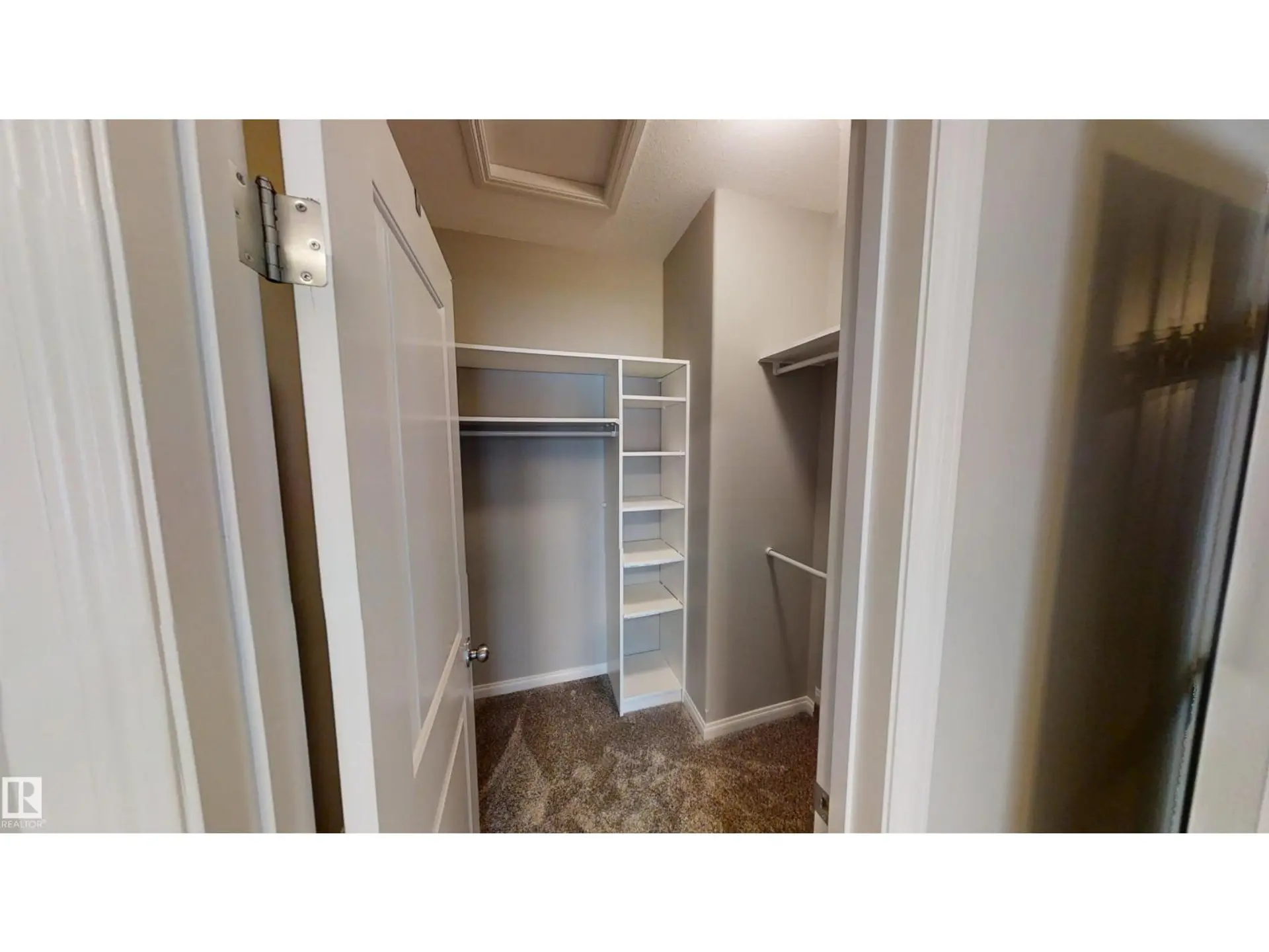 #59 18230 104A ST NW - Image 8