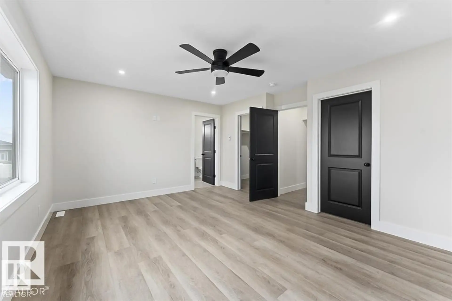 402 42230 TOWNSHIP ROAD 632 - Image 9