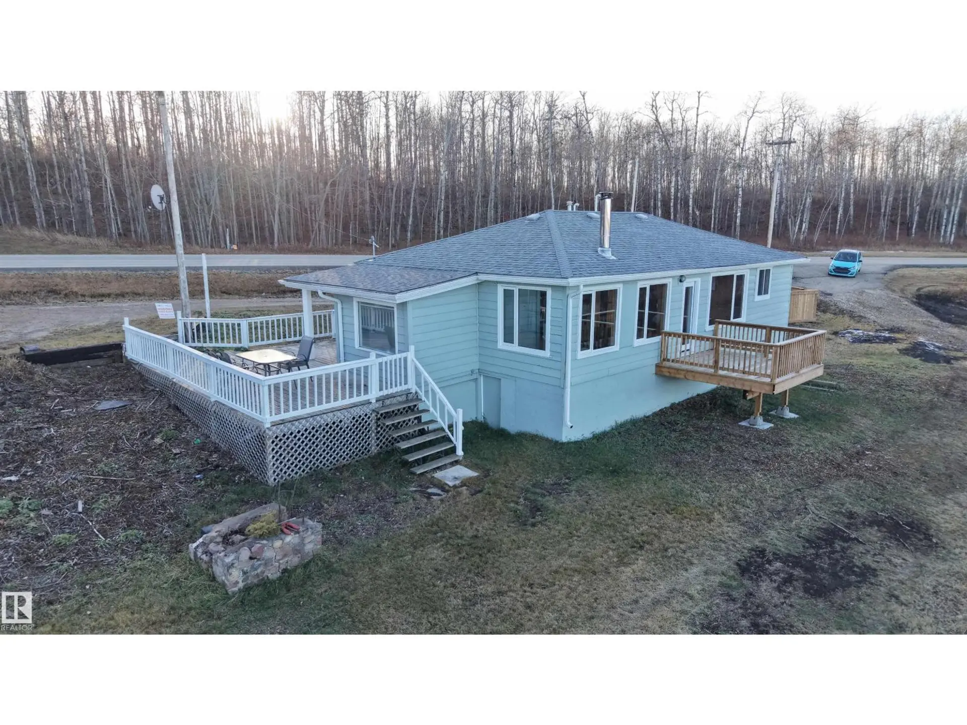 Property at 490 & 492 Lakeview Drive, Rural Lac Ste. Anne County, AB