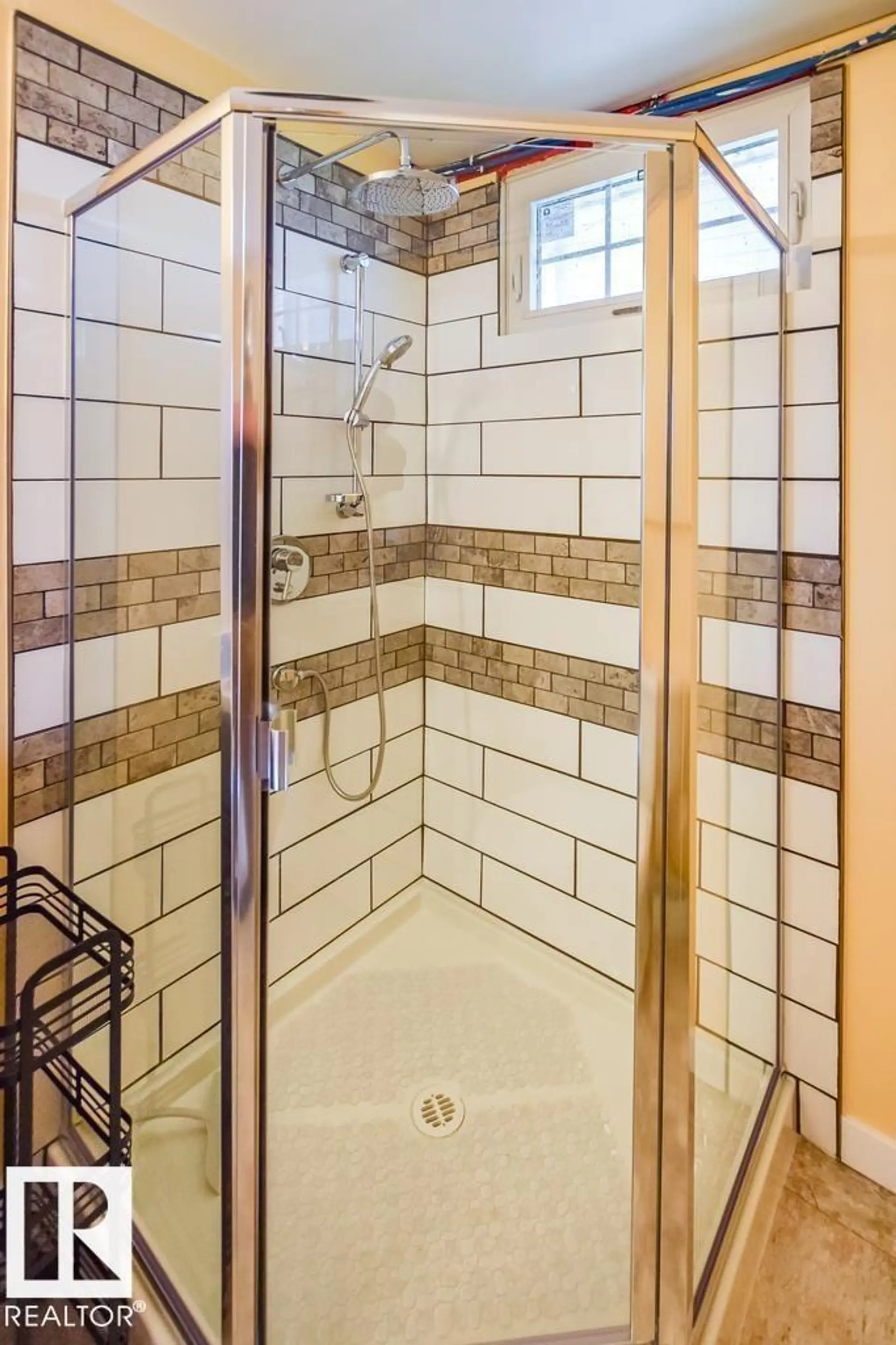 320 PERCH CLOSE - Image 16