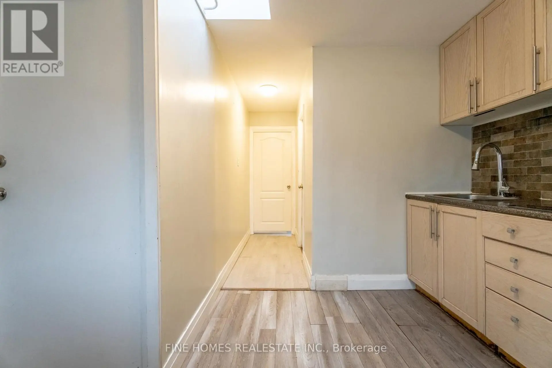 48 CARR STREET - Image 12