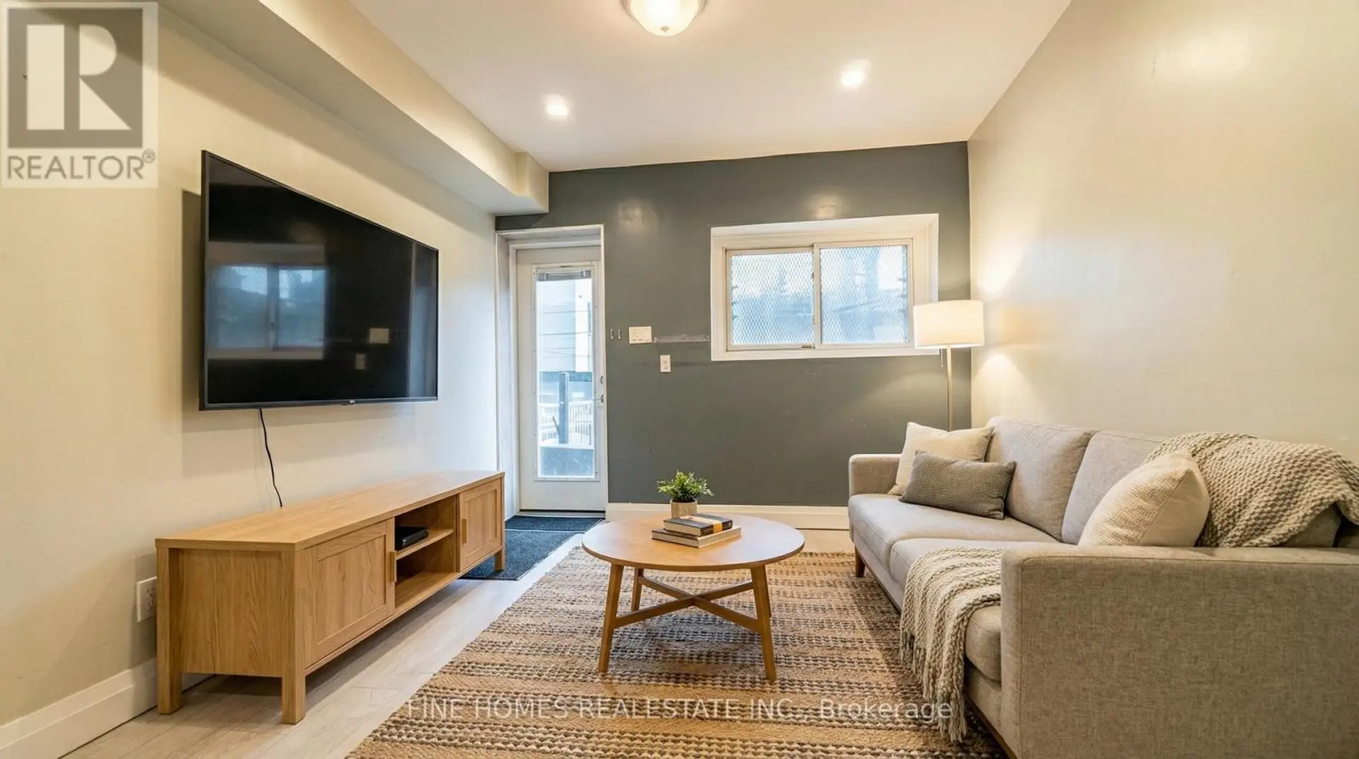 48 CARR STREET - Image 4