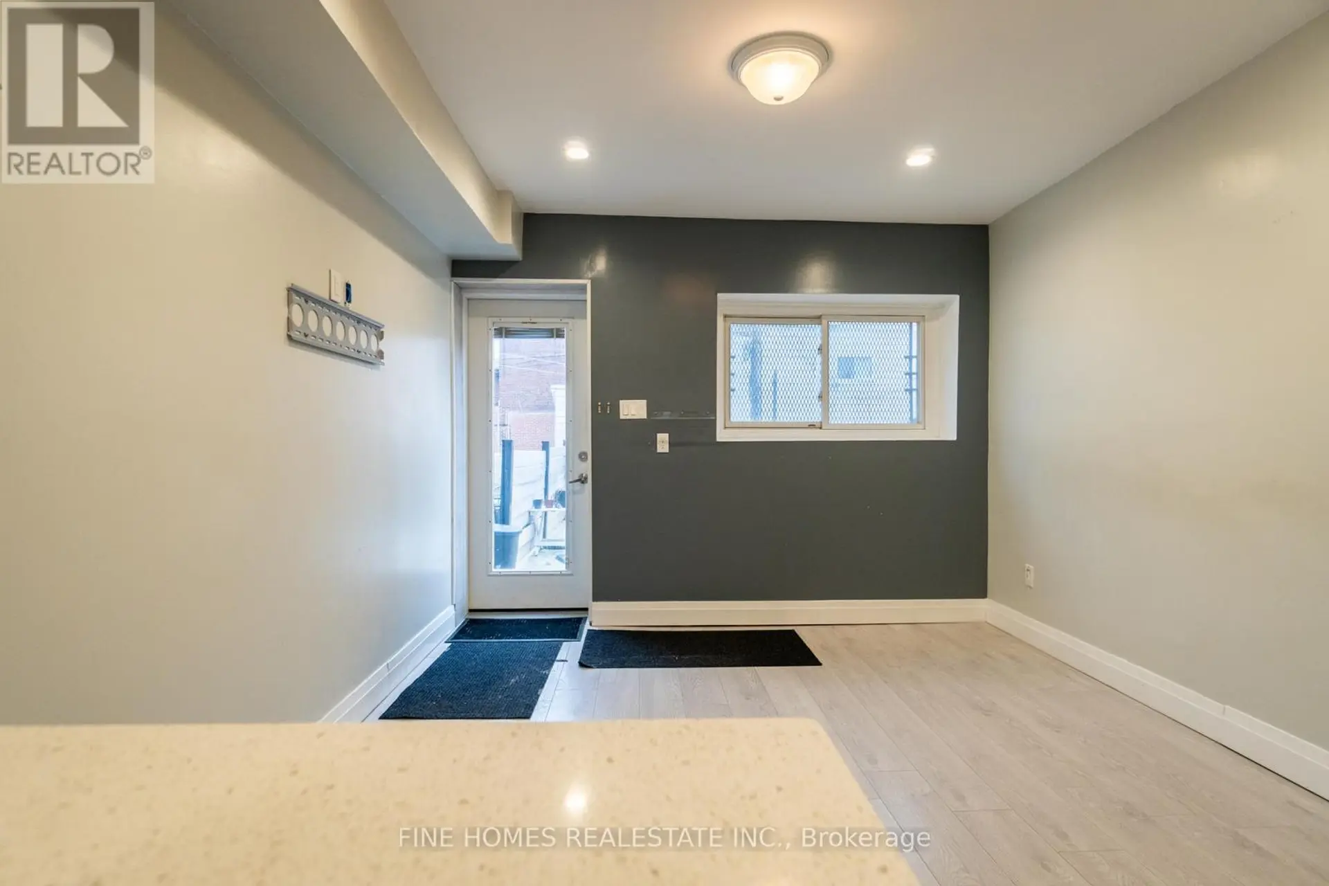 48 CARR STREET - Image 8