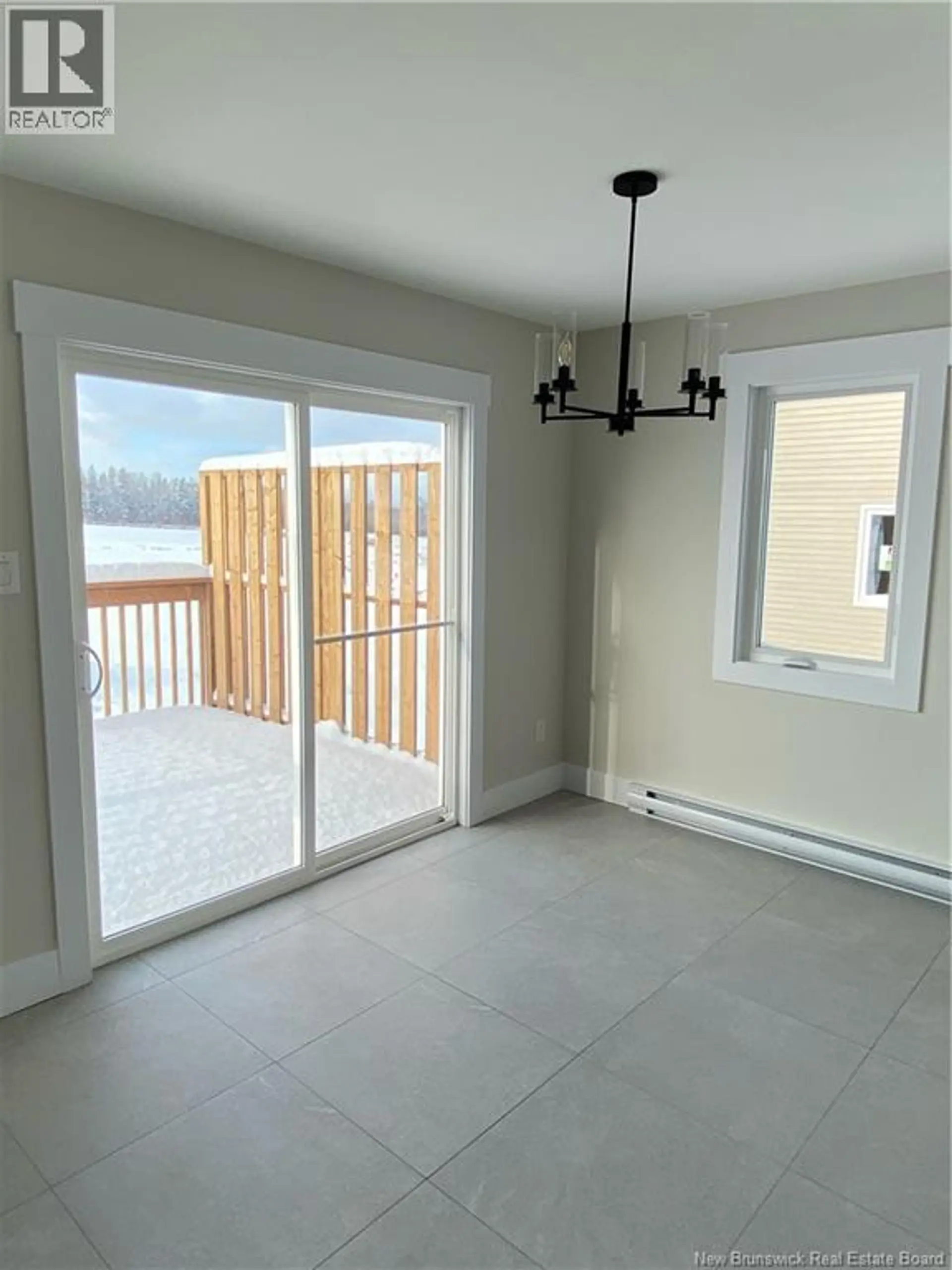 240 MacCoun Street - Image 10