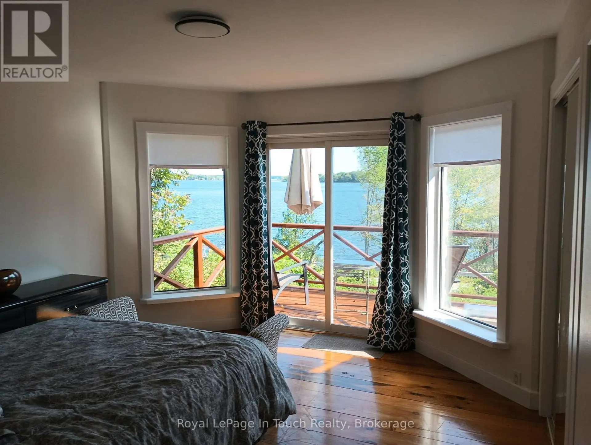 468 CHAMPLAIN ROAD - Image 14