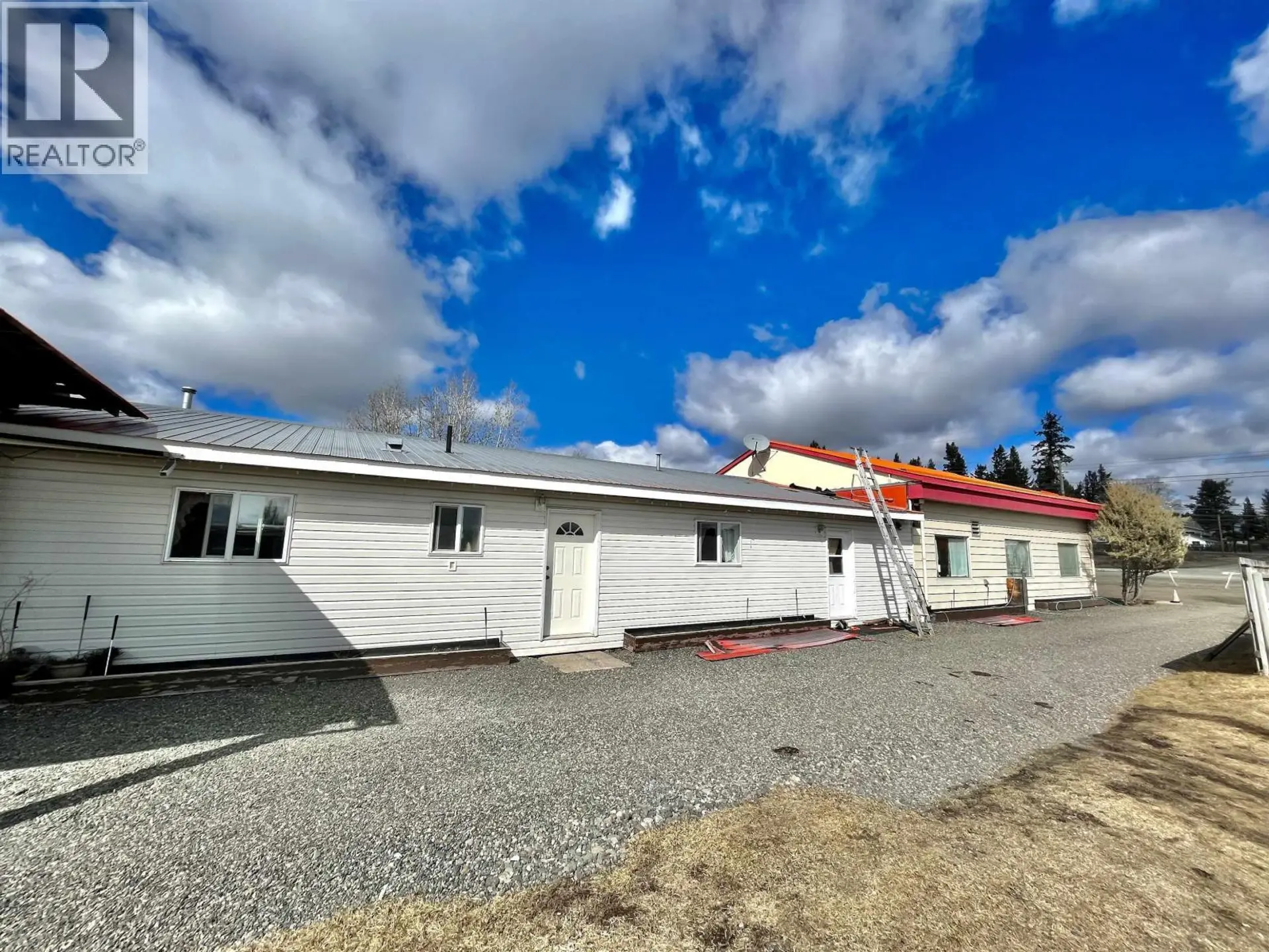 Property at 3988 S CARIBOO 97 HIGHWAY, Lac La Hache, BC