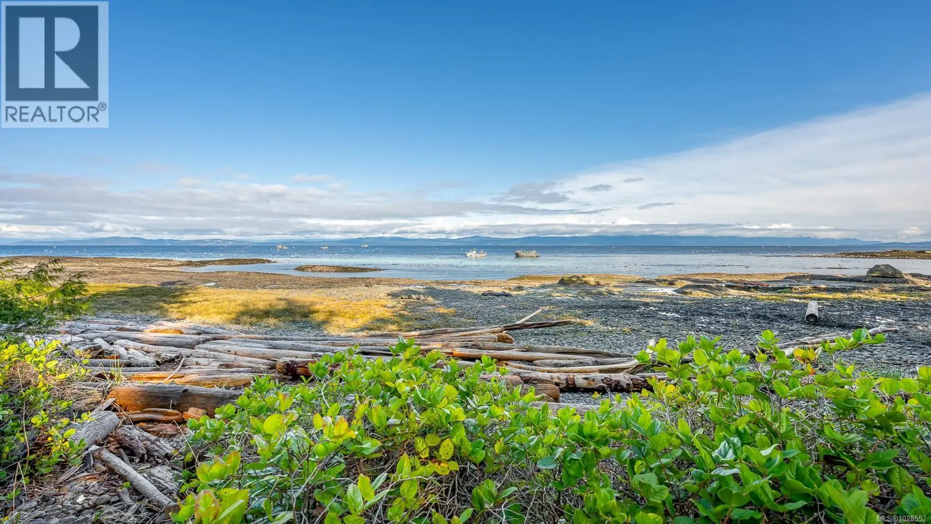 Property at 2450 Clamshell Pl, Hornby Island, BC