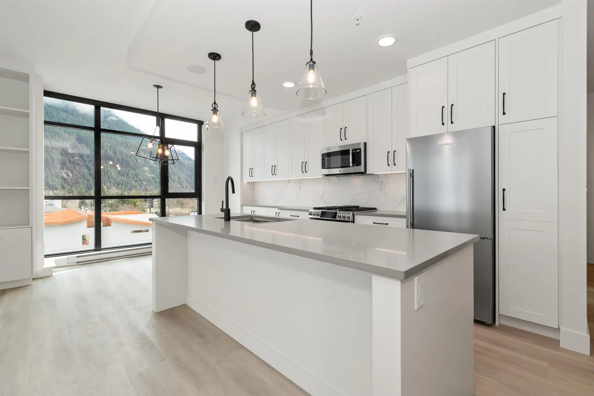 #604 120 Esplanade Avenue - Image 9