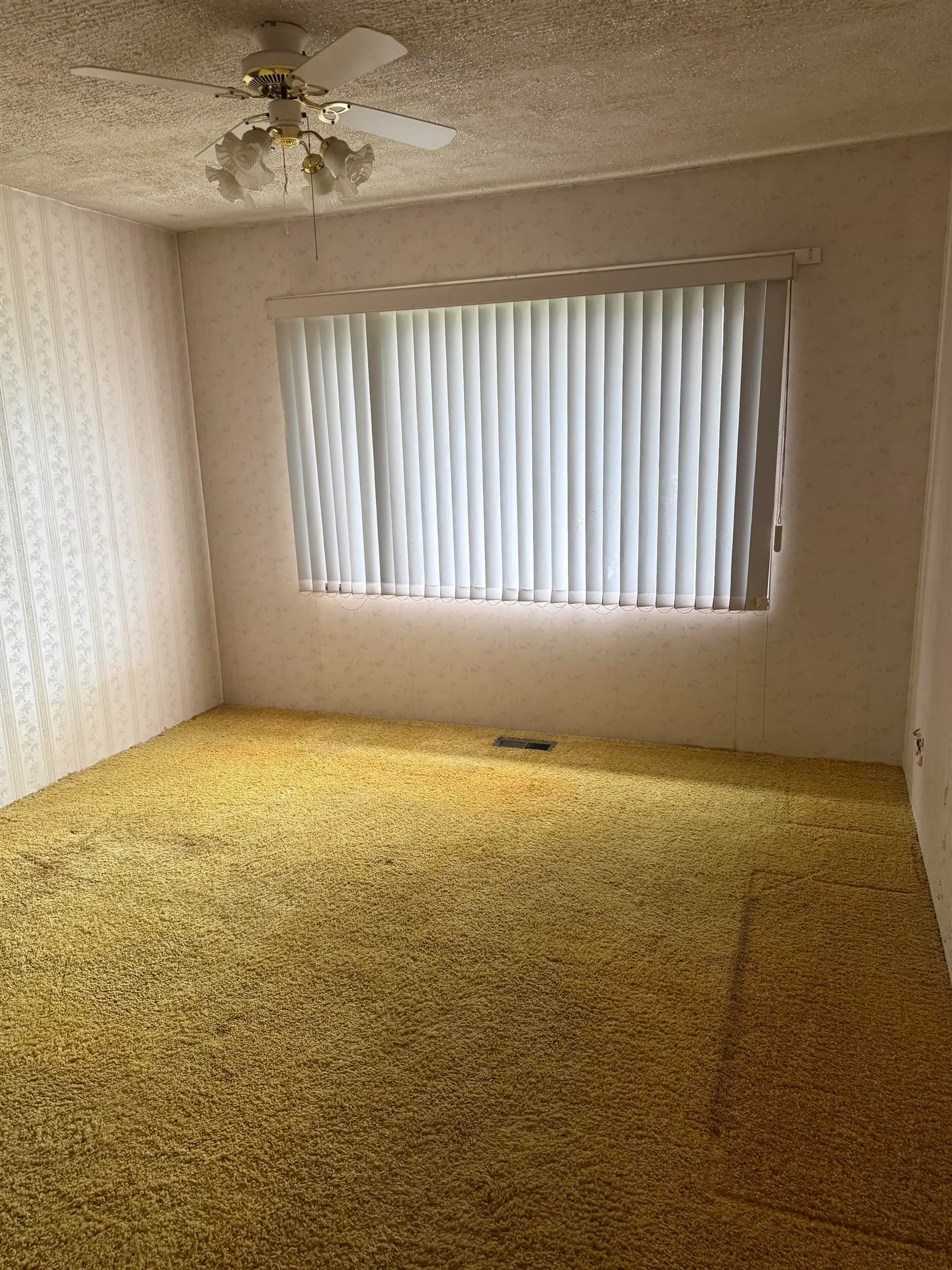 3281 E 46th Avenue - Image 11