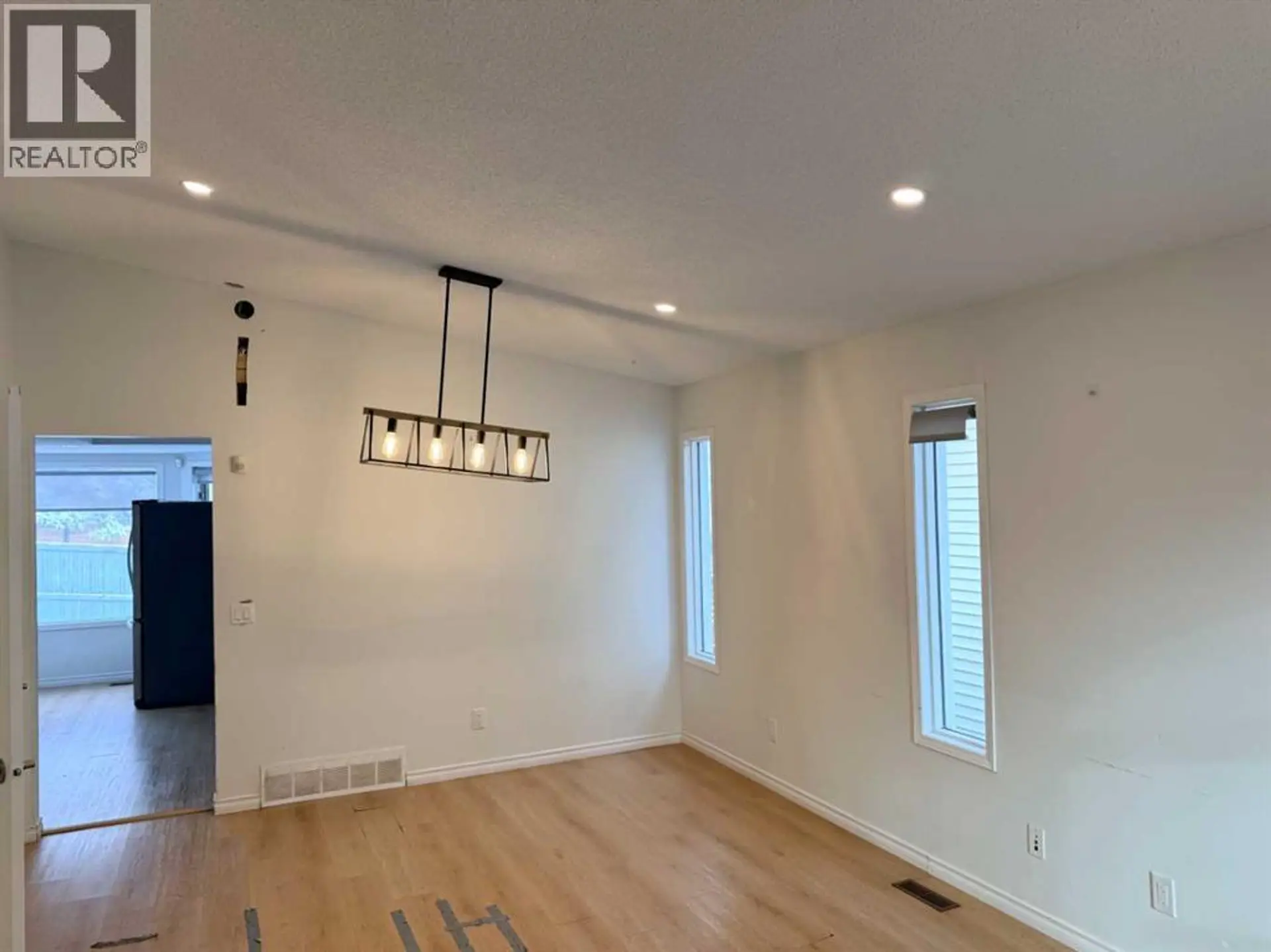 651 MACEWAN DRIVE NW - Image 8