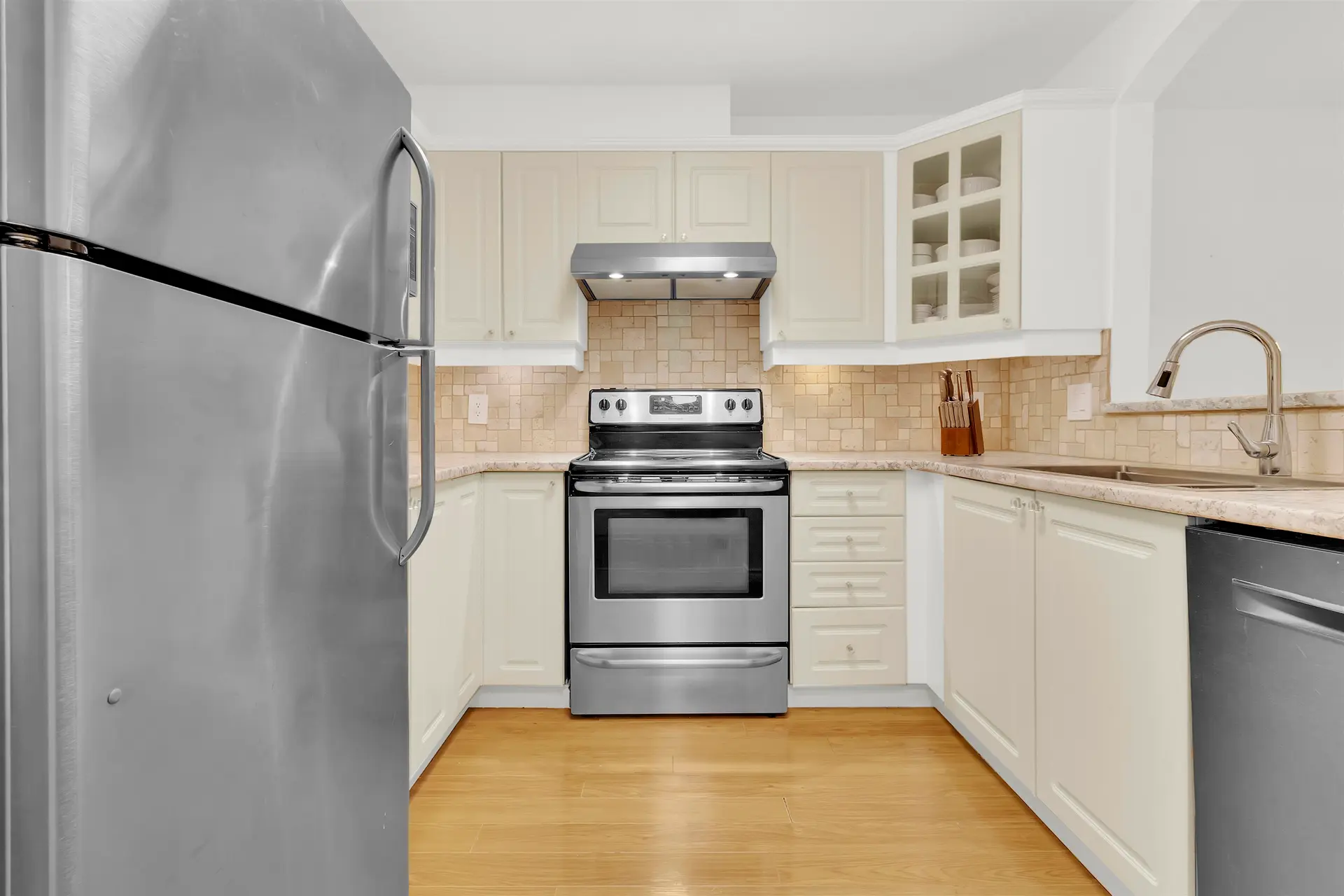 #209 20145 55a Avenue - Image 7