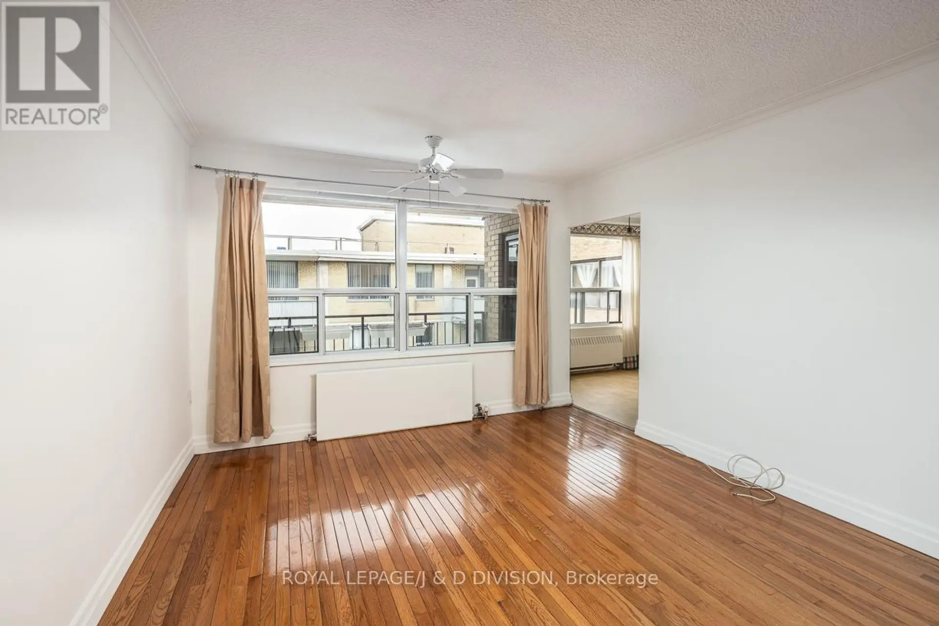 #716 660 EGLINTON AVENUE W - Image 3