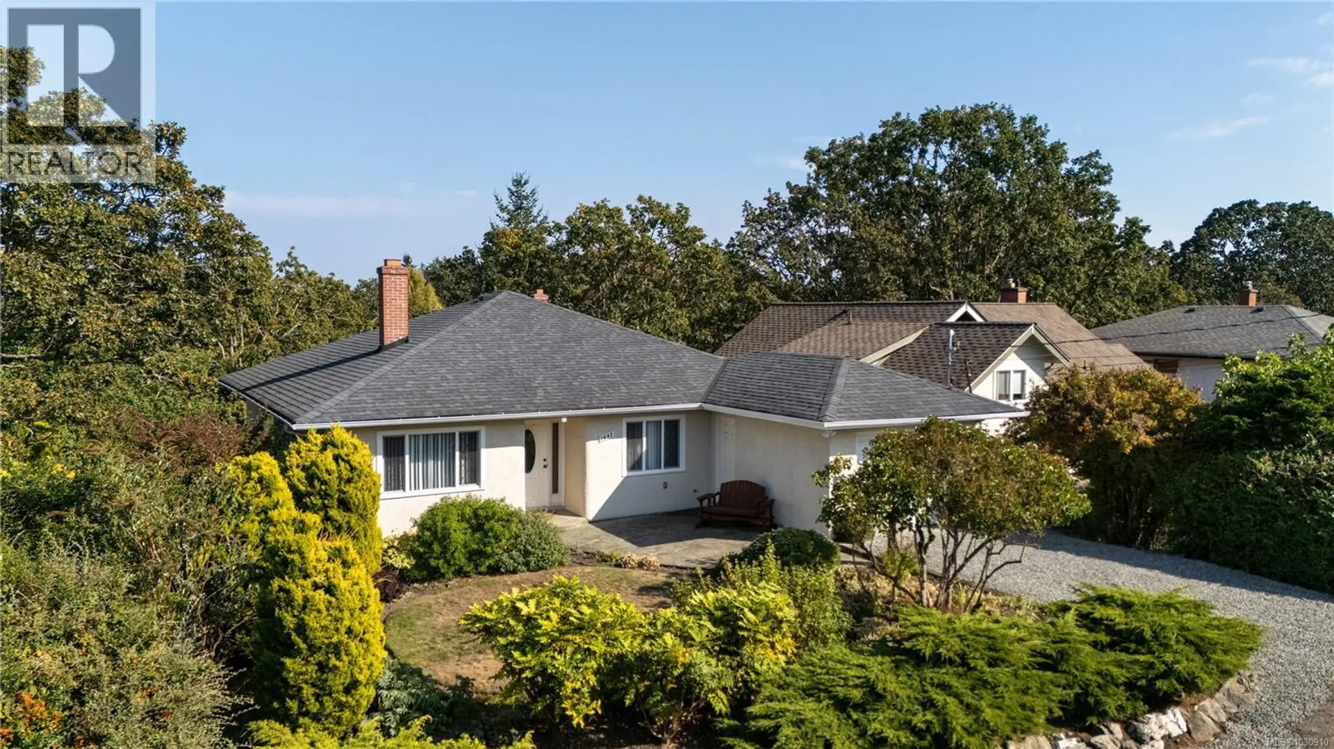 Property at 1697 Yale St, Oak Bay, BC