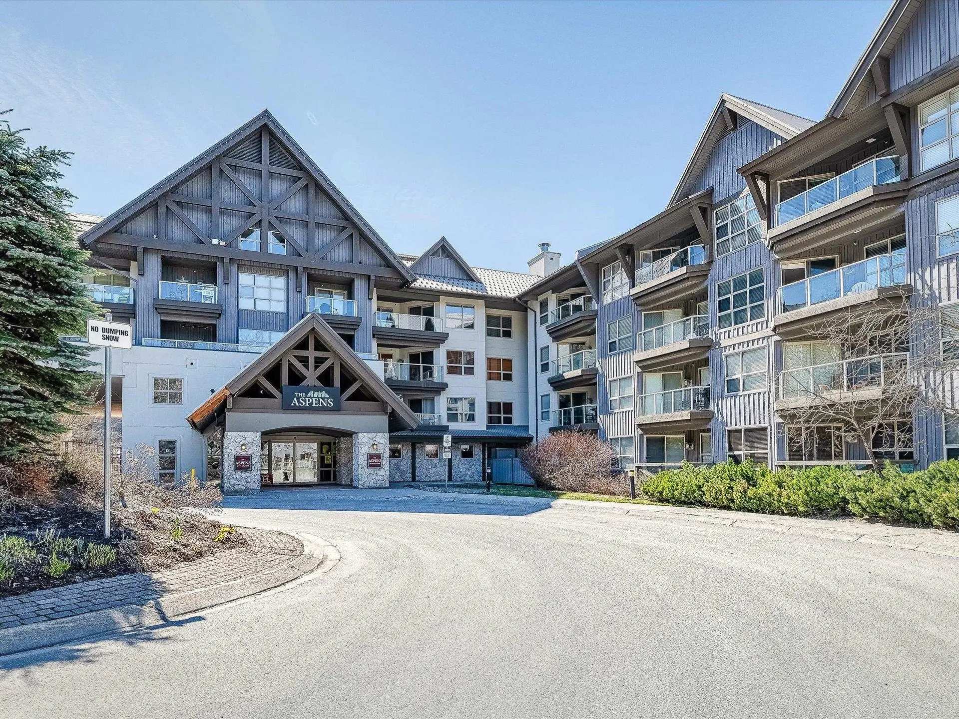 Property at #212 4800 Spearhead Drive, Whistler, BC