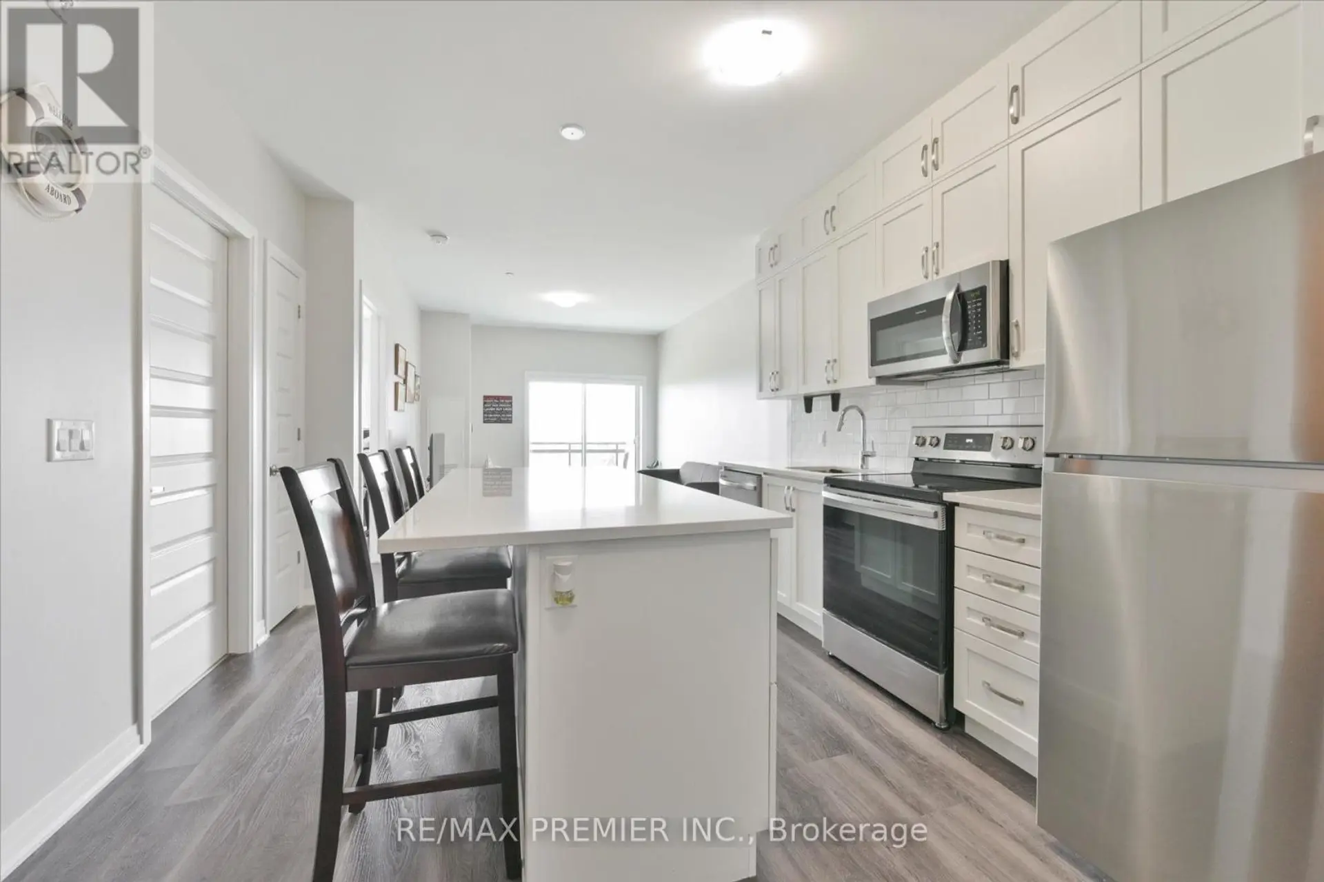#421 102 GROVEWOOD COMMON - Image 3