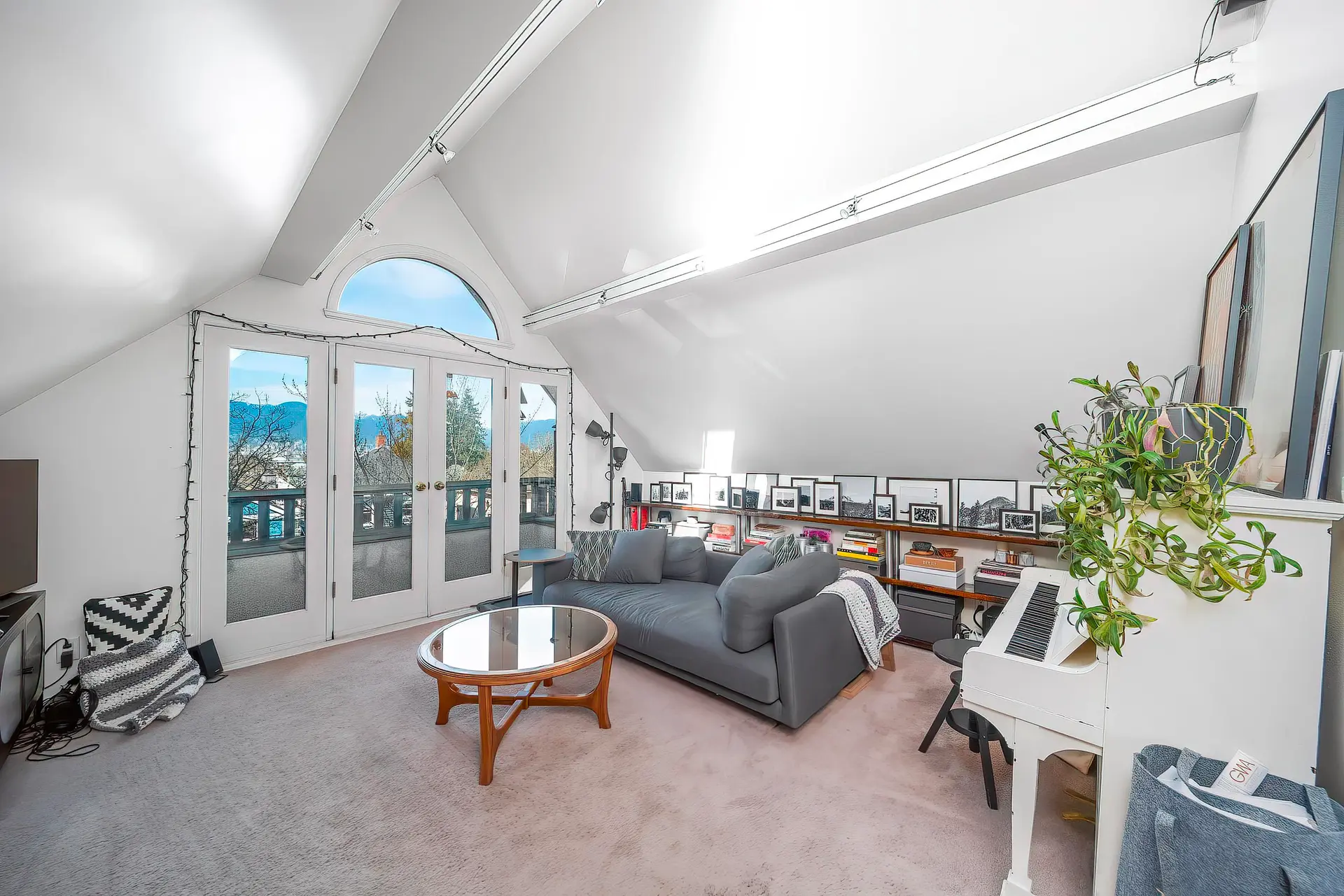 Property at 826 E 13th Avenue, Vancouver, BC