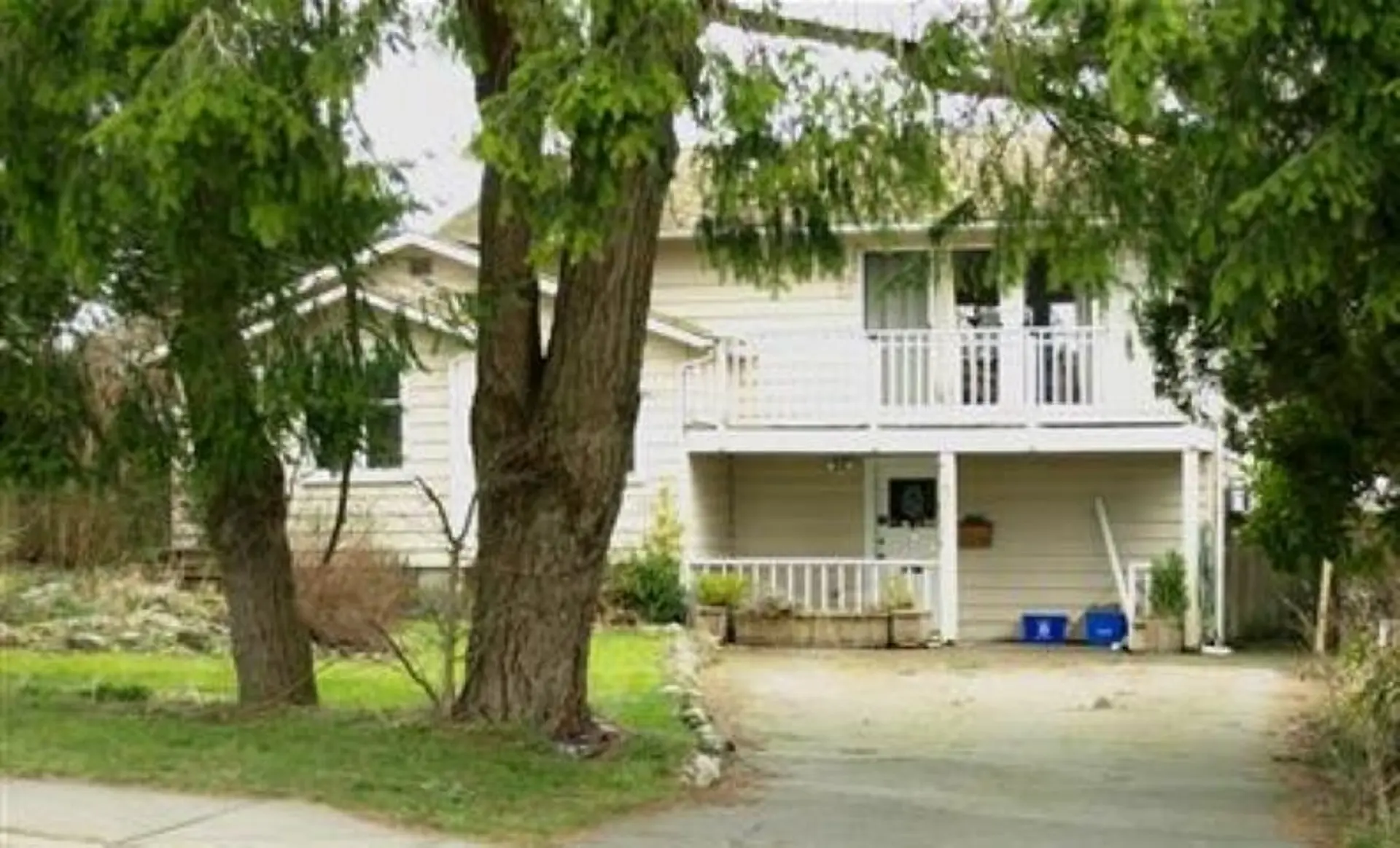 Property at 15695 Thrift Avenue, White Rock, BC