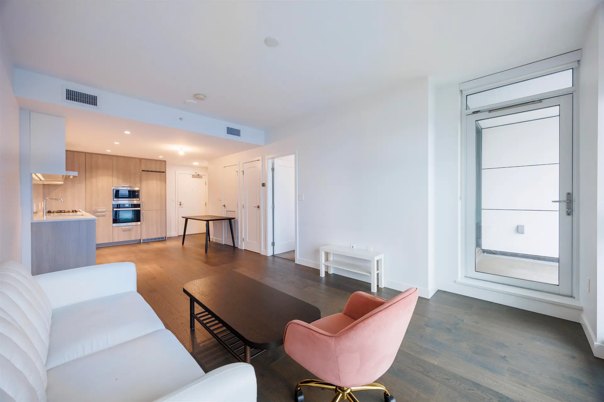 #806 8155 Capstan Way - Image 14