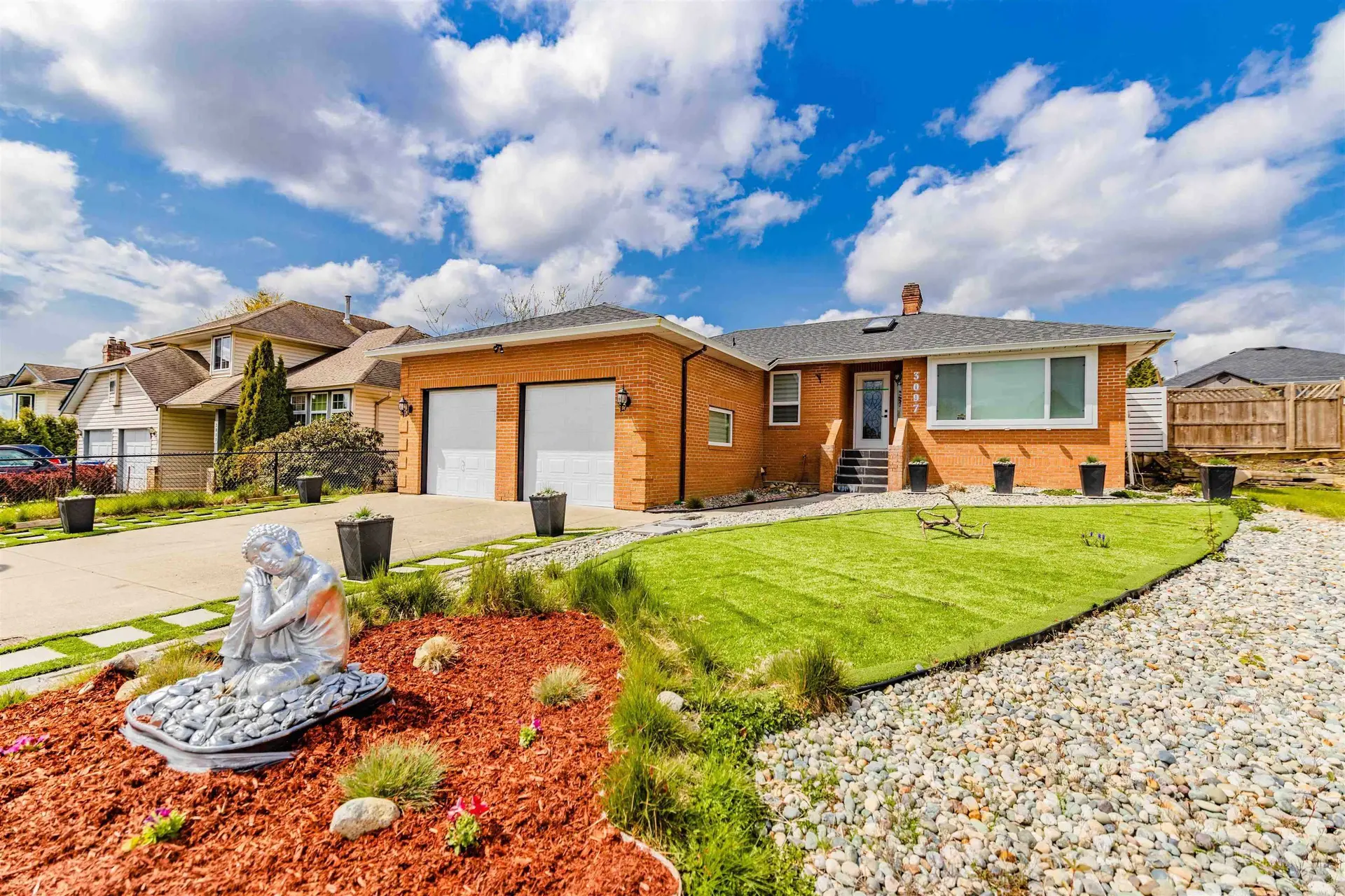 Property at 3097 Goldfinch Street, Abbotsford, BC