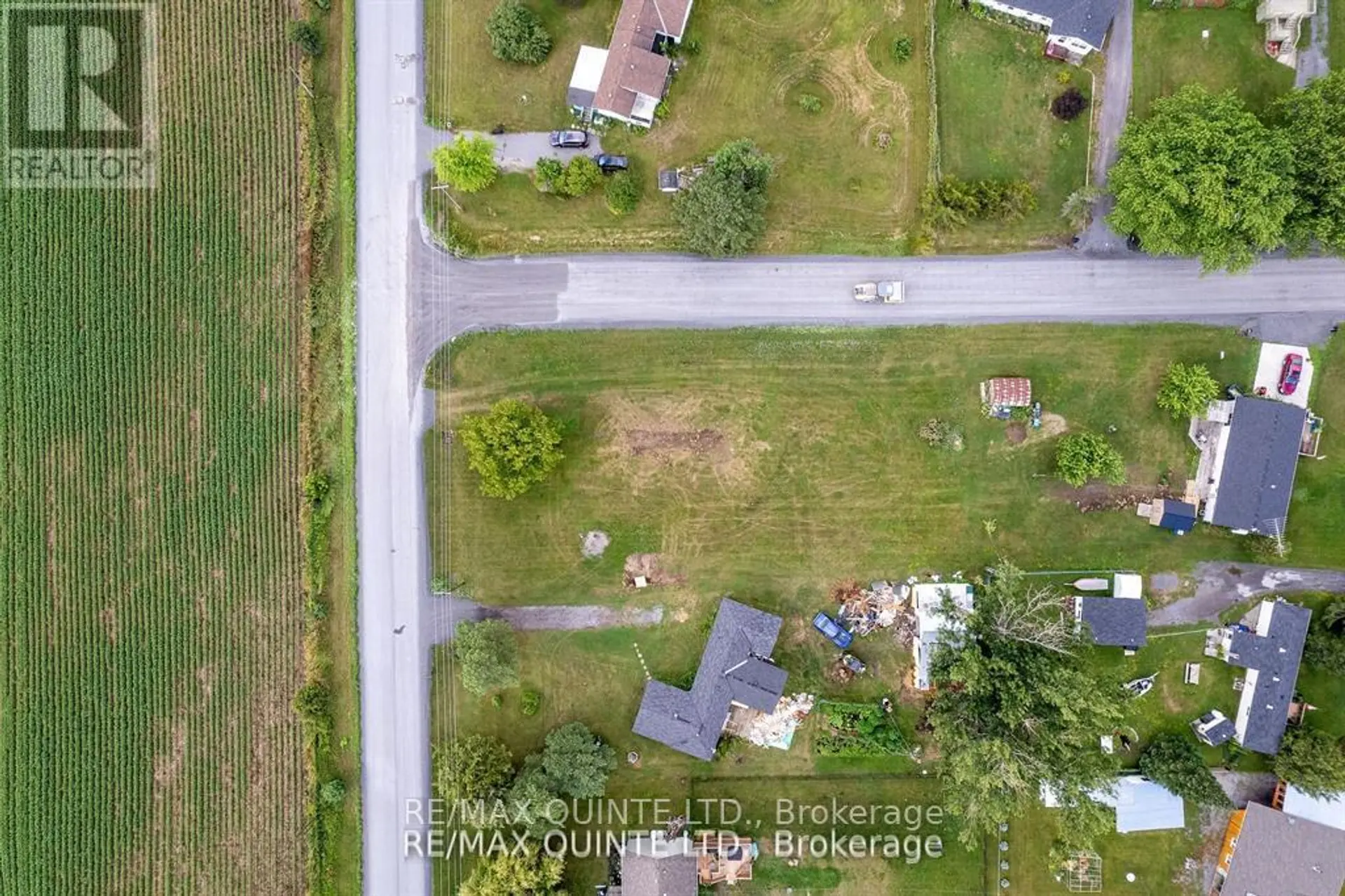 00 MOORE AVENUE - Image 11