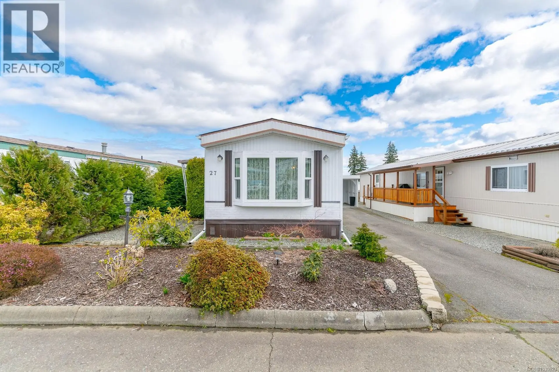 Property at #27 10980 Westdowne Rd, Ladysmith, BC