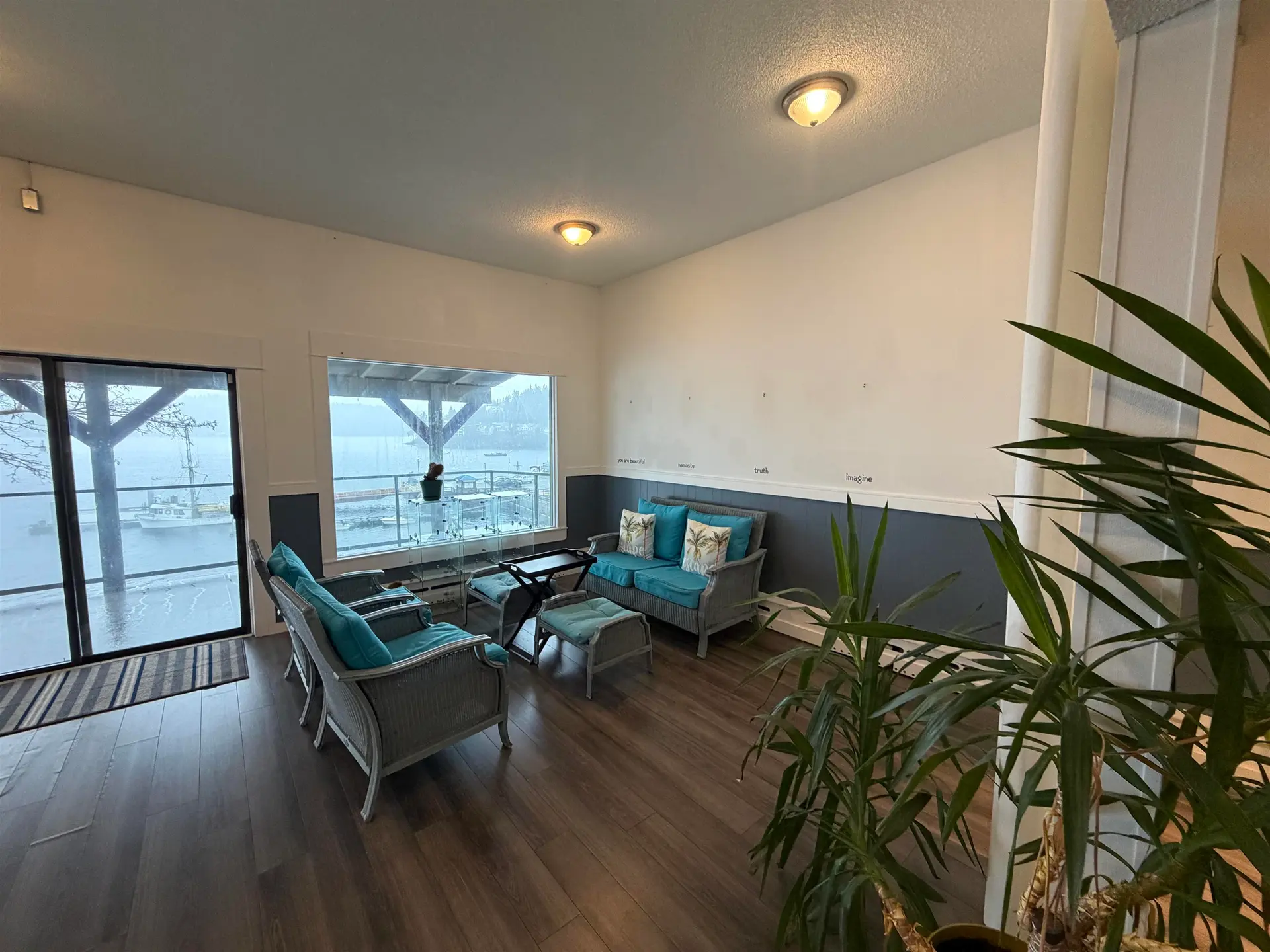418 Marine Drive - Image 4
