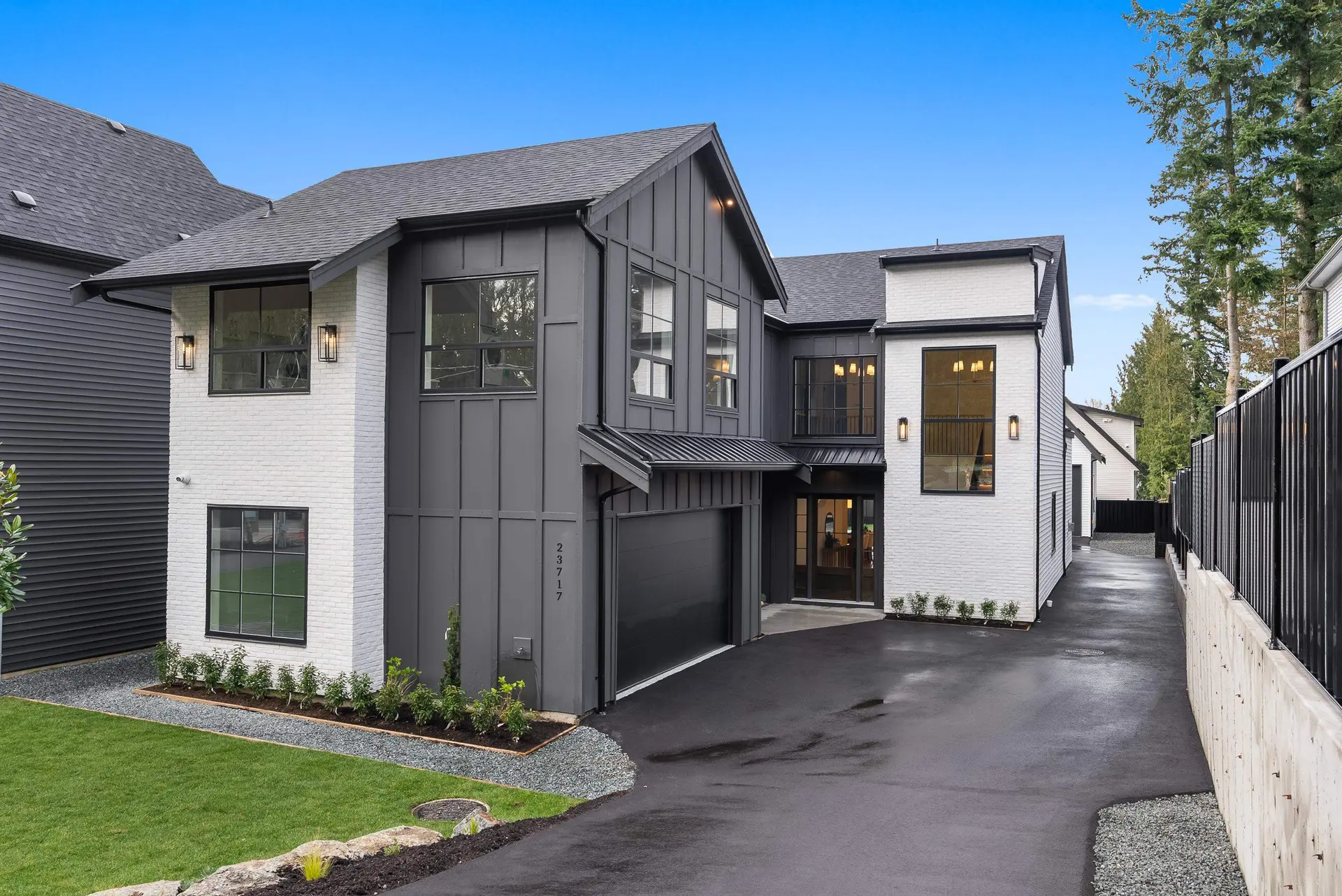 Property at 23717 40 Avenue, Langley, BC