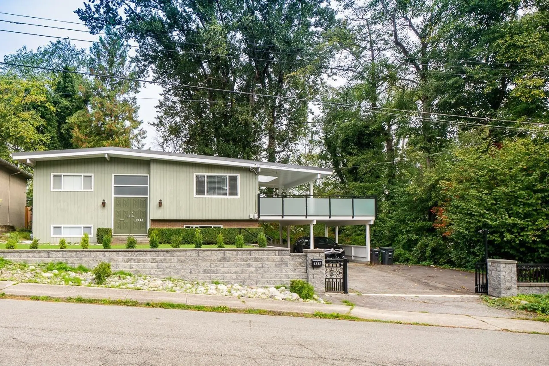 Property at 4383 Pinewood Crescent, Burnaby, BC
