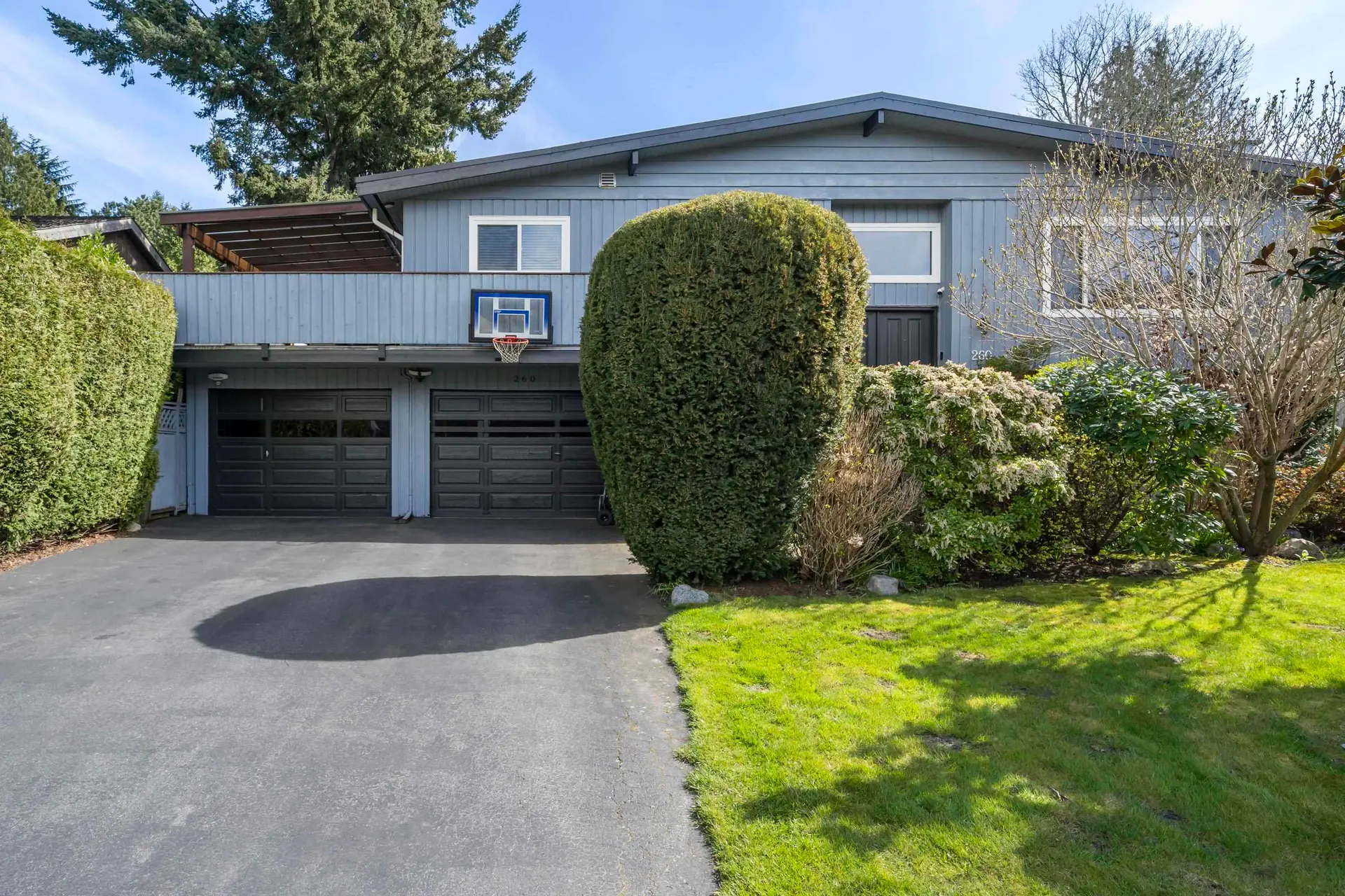 Property at 260 54a Street, Delta, BC