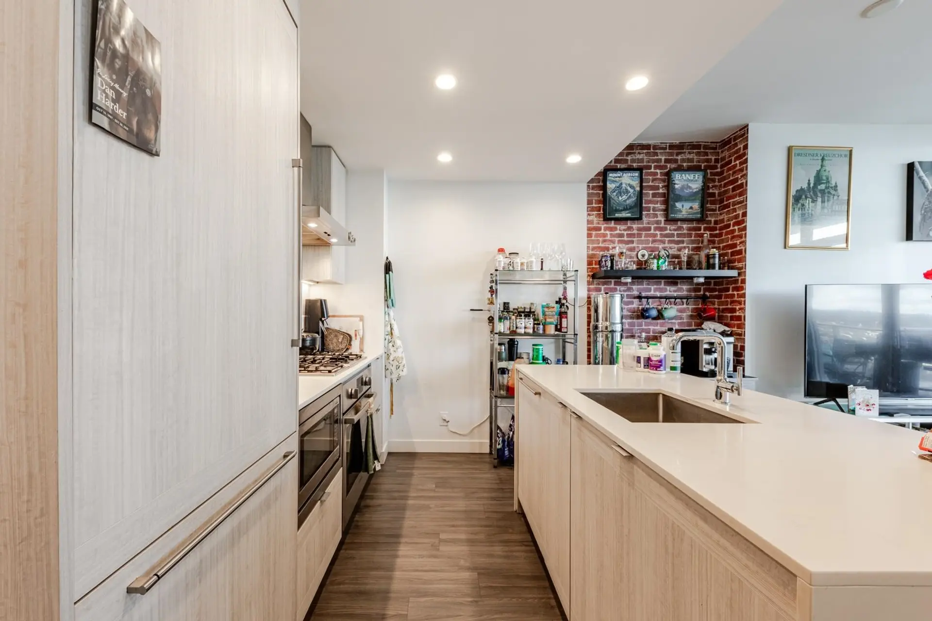 #1805 2311 Beta Avenue - Image 6