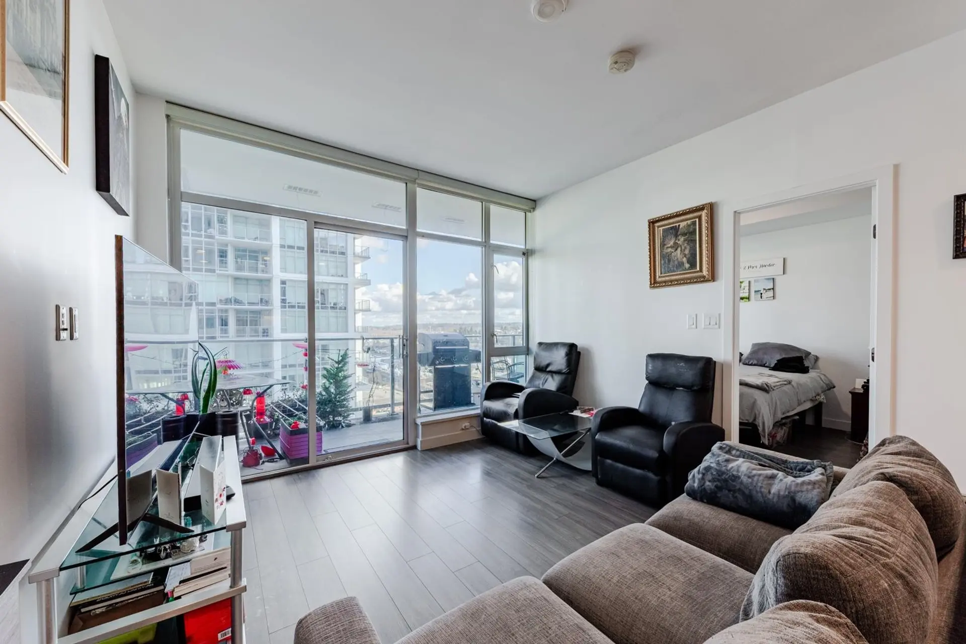 #1805 2311 Beta Avenue - Image 3