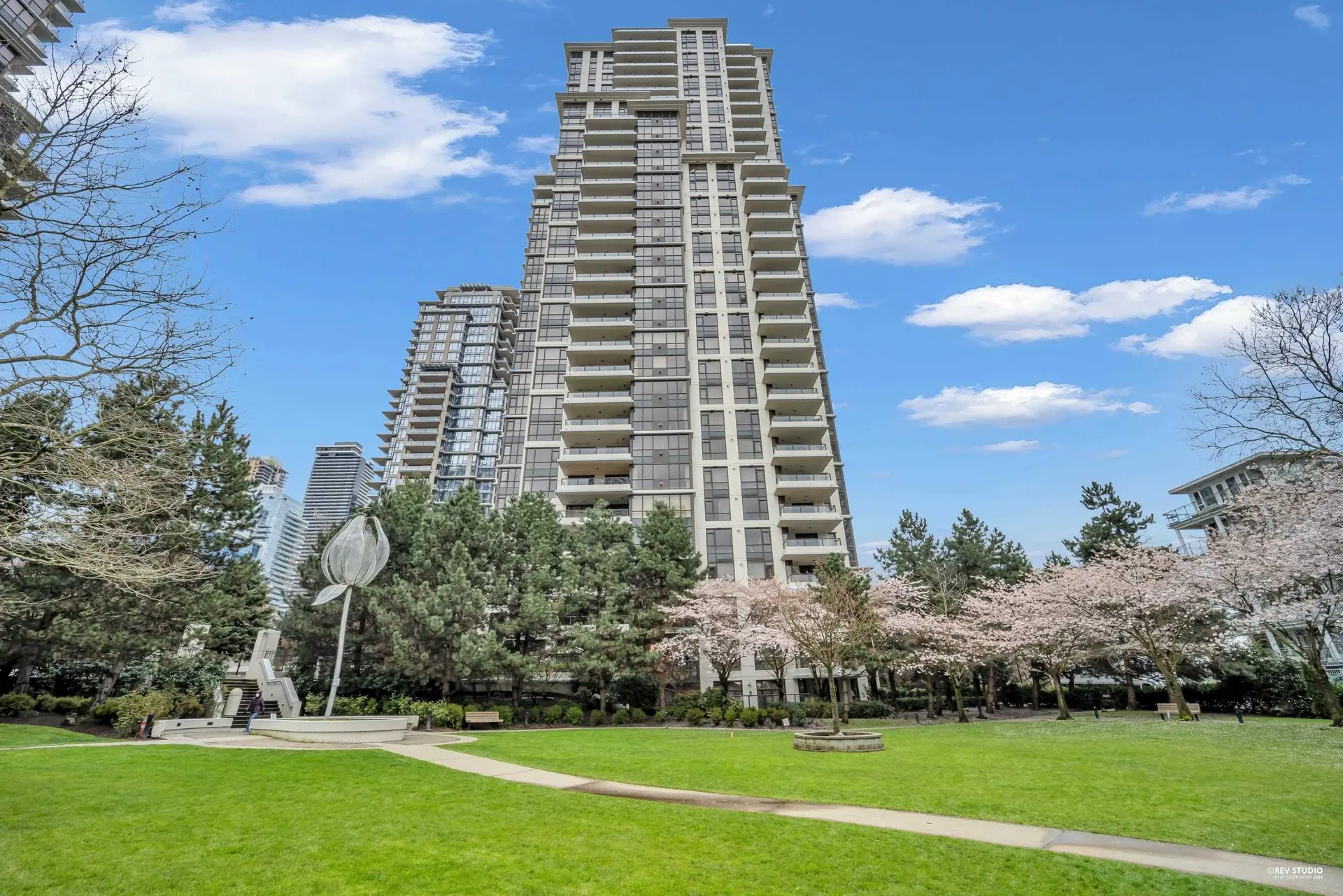 Property at #1607 2138 Madison Avenue, Burnaby, BC