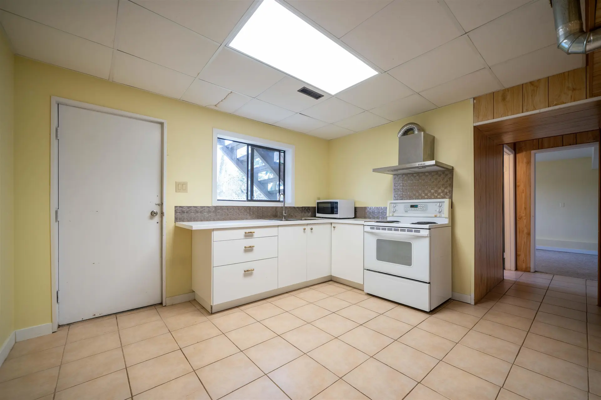 10720 Argentia Drive - Image 12